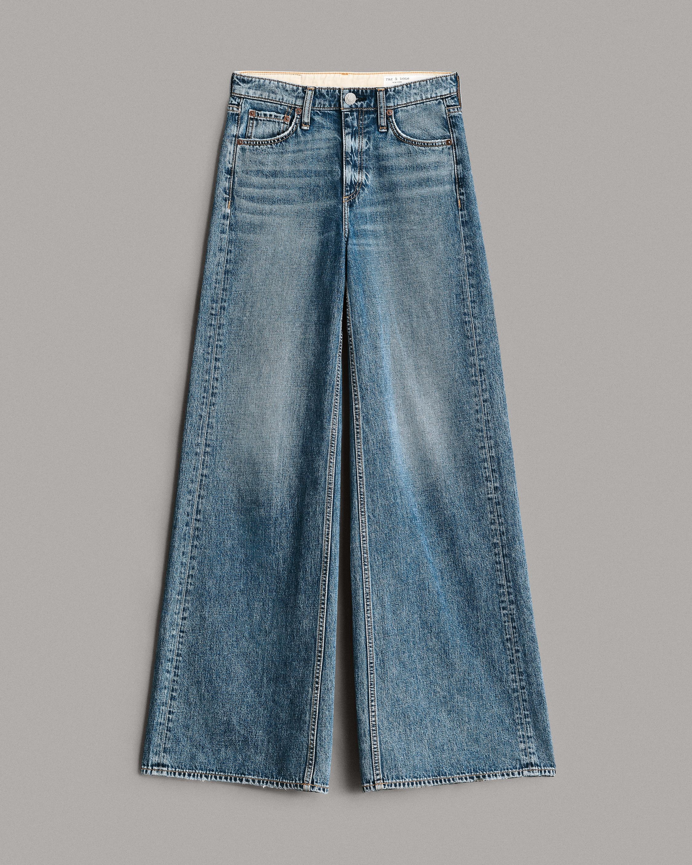 Sofie High-Rise Wide Leg - Pebbles
Relaxed Fit Mid Indigo Jean - 1
