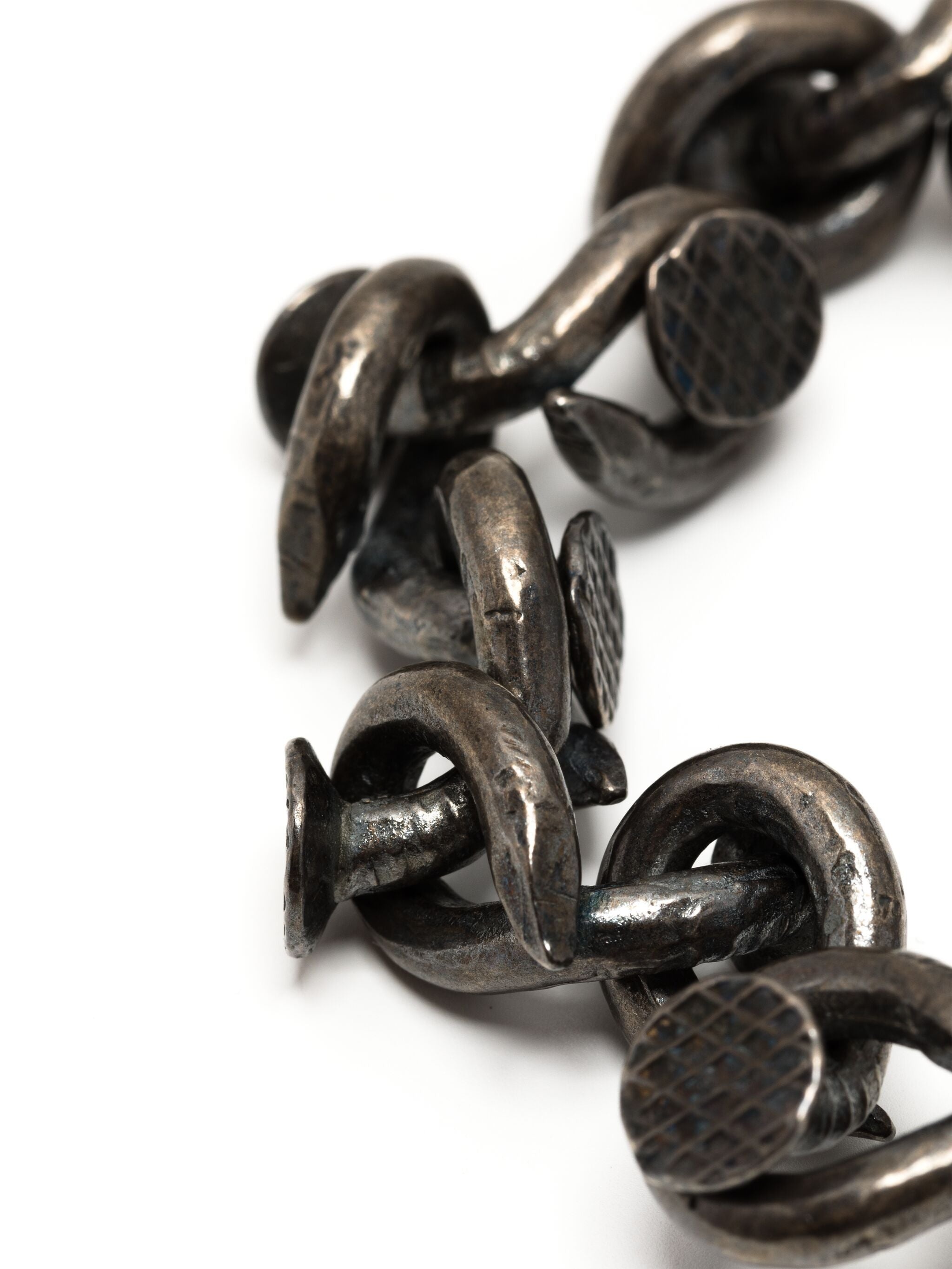 NAIL CHAIN BRACELET - 3