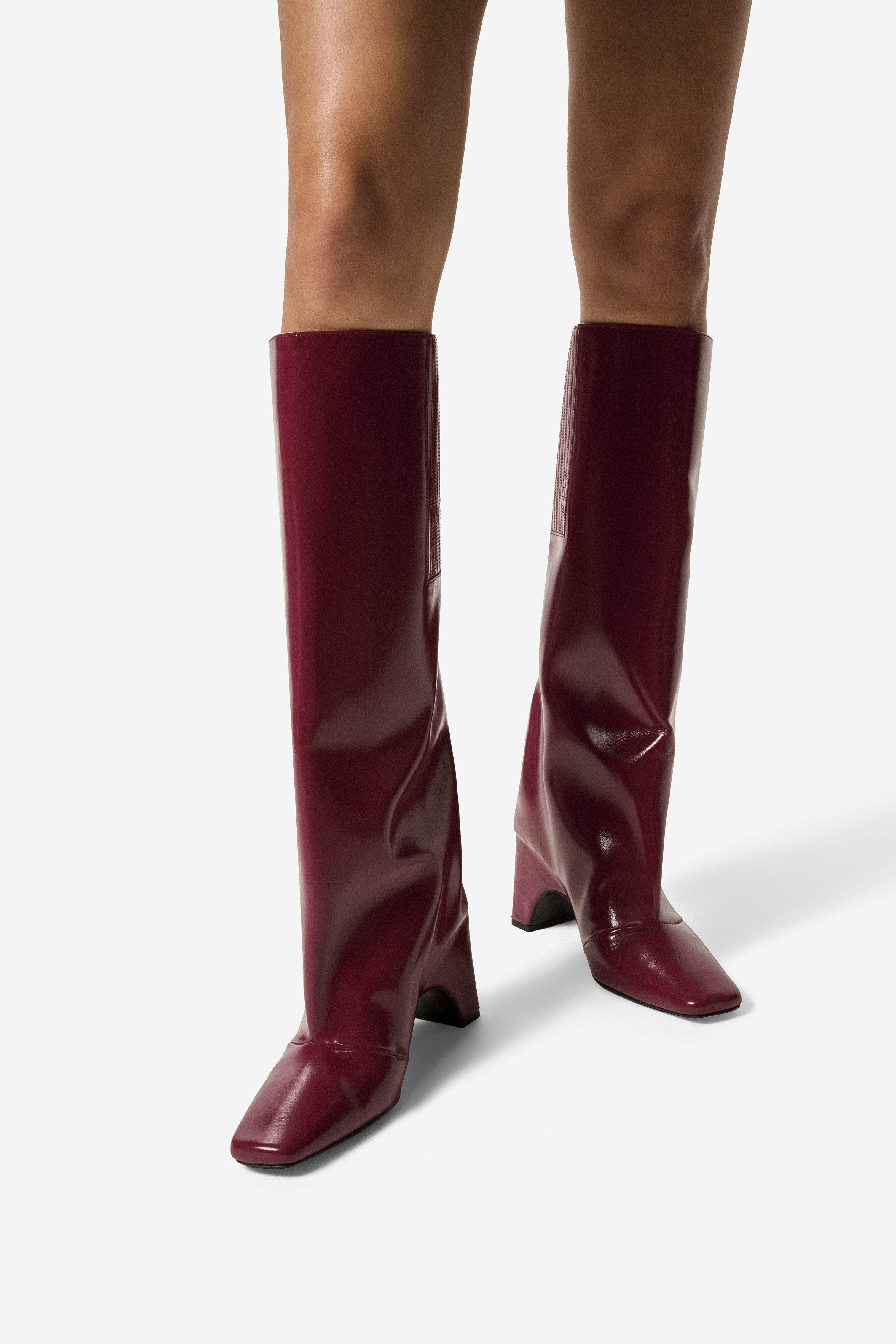 Gloss Bridge Boot - 2