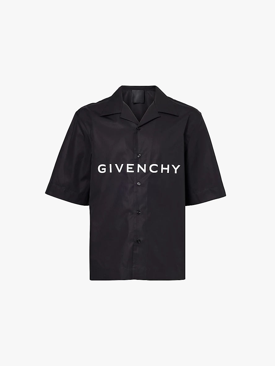 【GIVENCHY】Logo Classic Fit Short Sleeve T-Shirt/送料込み Givenchy logo-print short-sleeve T-shirt | White | FARFETCH