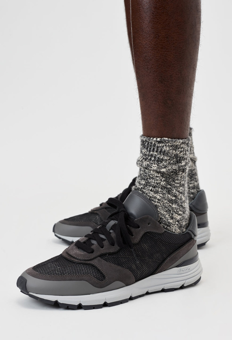 EDITION ONE RUNNER 9