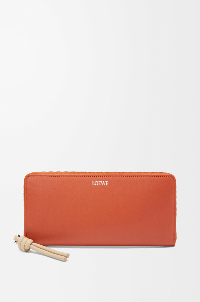 Knot zip around wallet in shiny nappa calfskin 1