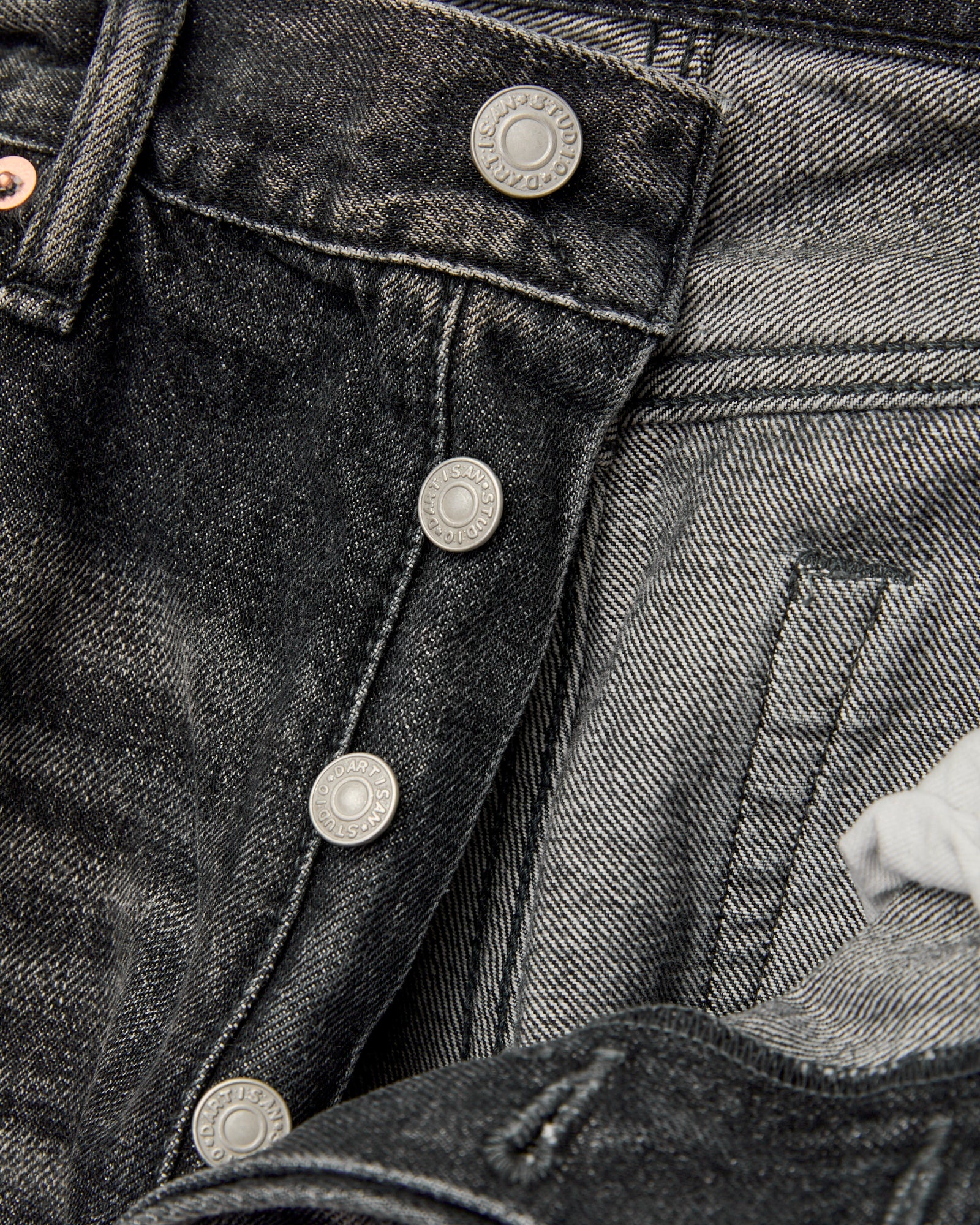 D1826 "Black Ivy Wash" 13oz Selvedge Denim - Relaxed Tapered Fit - 6
