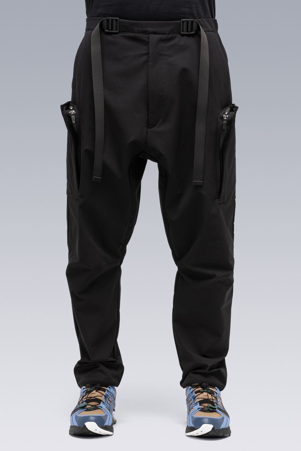 P31A-DS schoeller® Dryskin™ Drawcord Cargo Trouser Black - 2