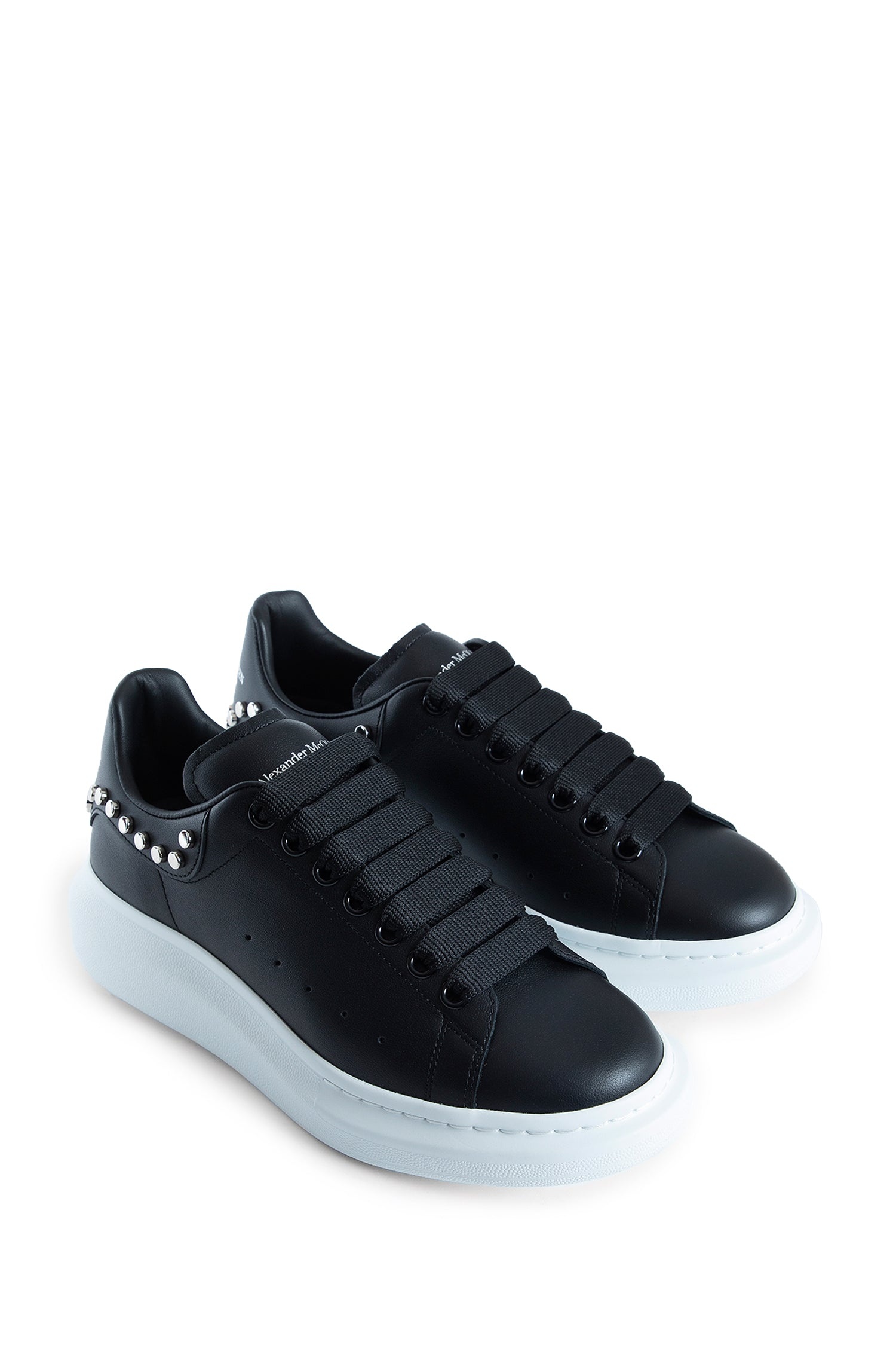 Studded-Oversize-Sneakers - 7