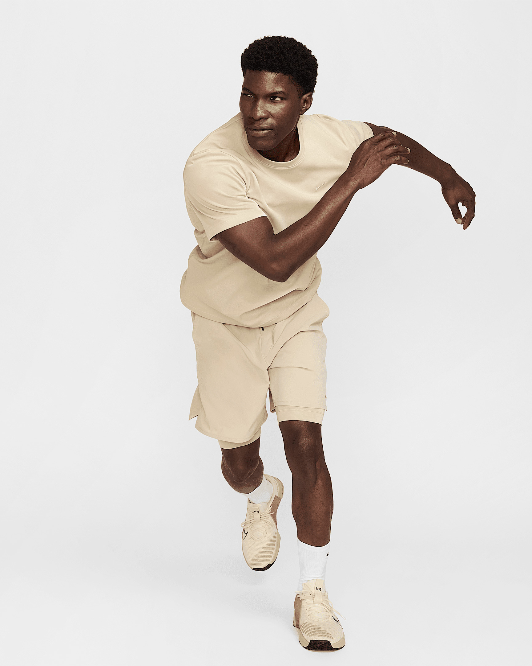 Nike Unlimited Men's Dri-FIT 7" 2-in-1 Versatile Shorts - 8