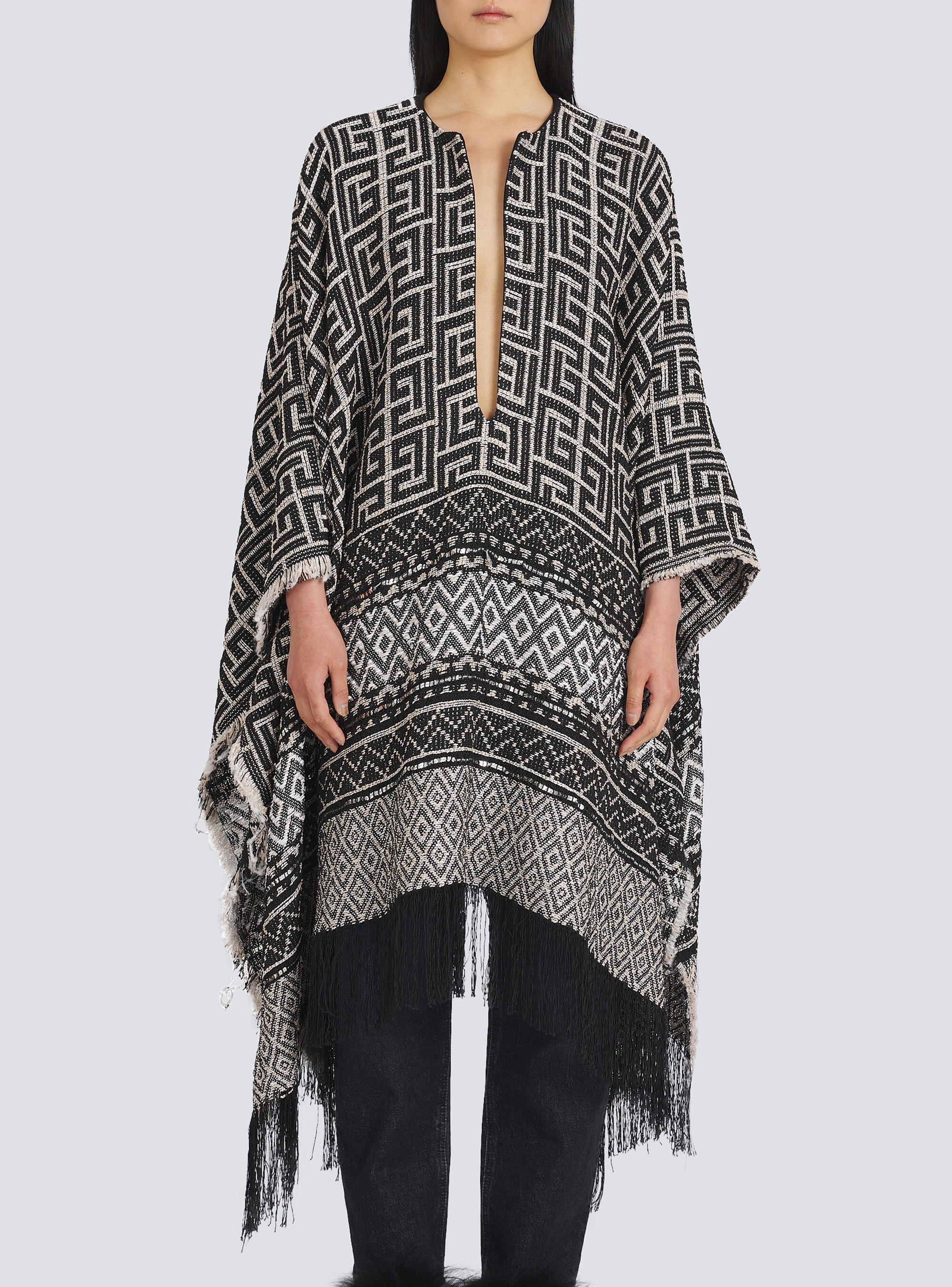 Knit poncho with Balmain monogram print - 7