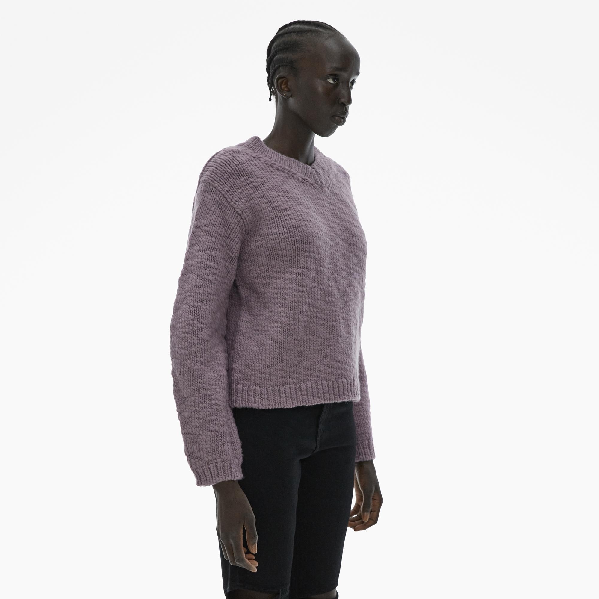 OVERSIZED V-NECK SWEATER - 5