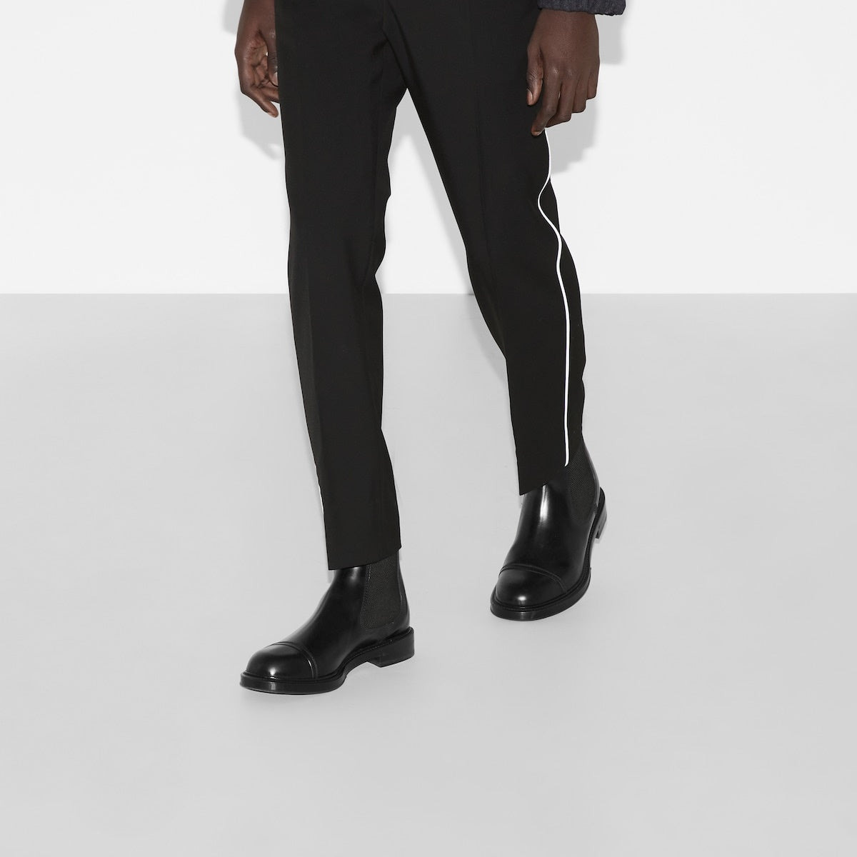 Gucci Web Detail Leather Boots - 5