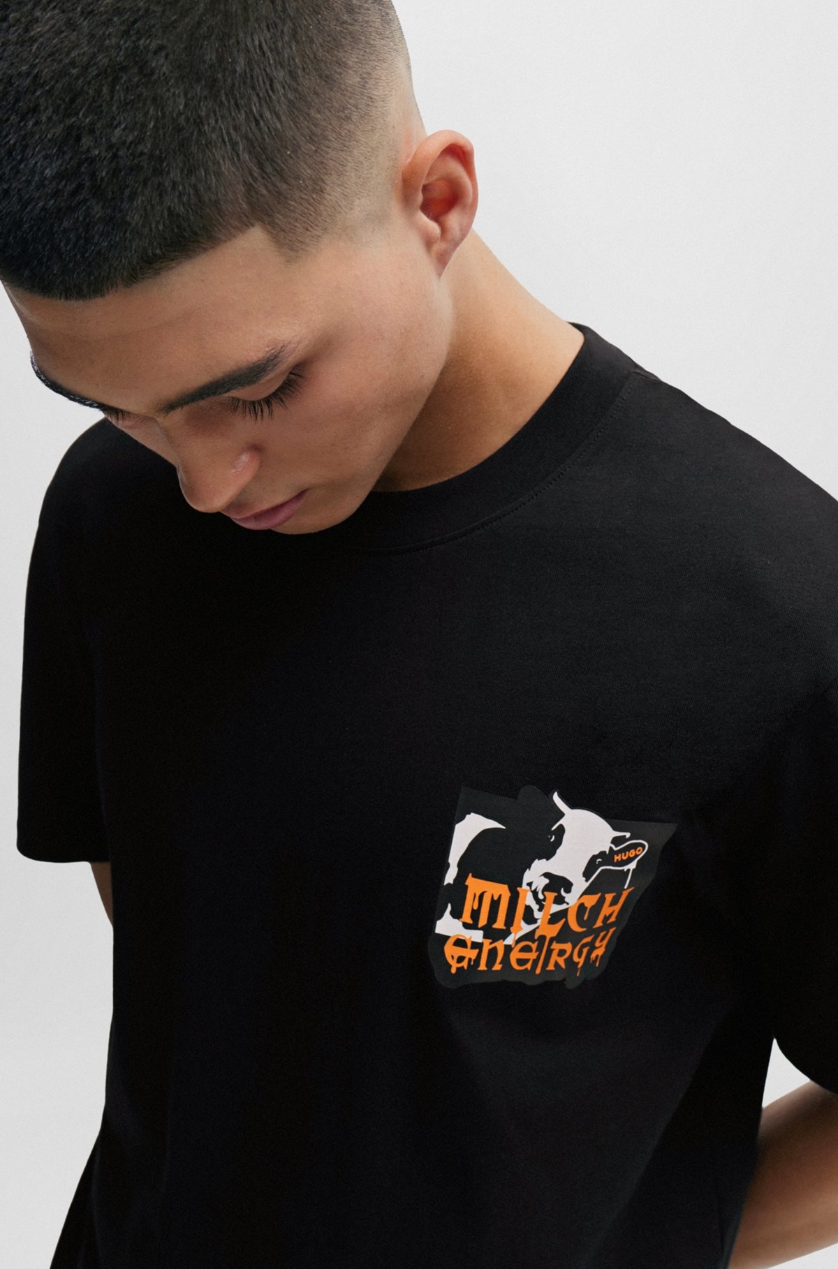 RELAXED-FIT T-SHIRT IN WITH SEASONAL ARTWORK - 3