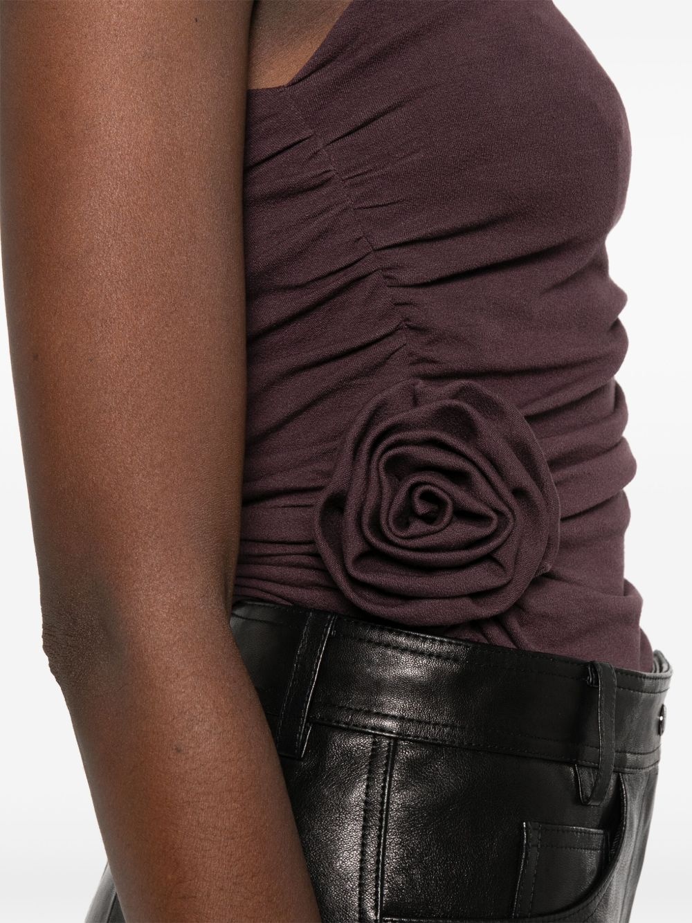 rose-embellished one-shoulder top - 5