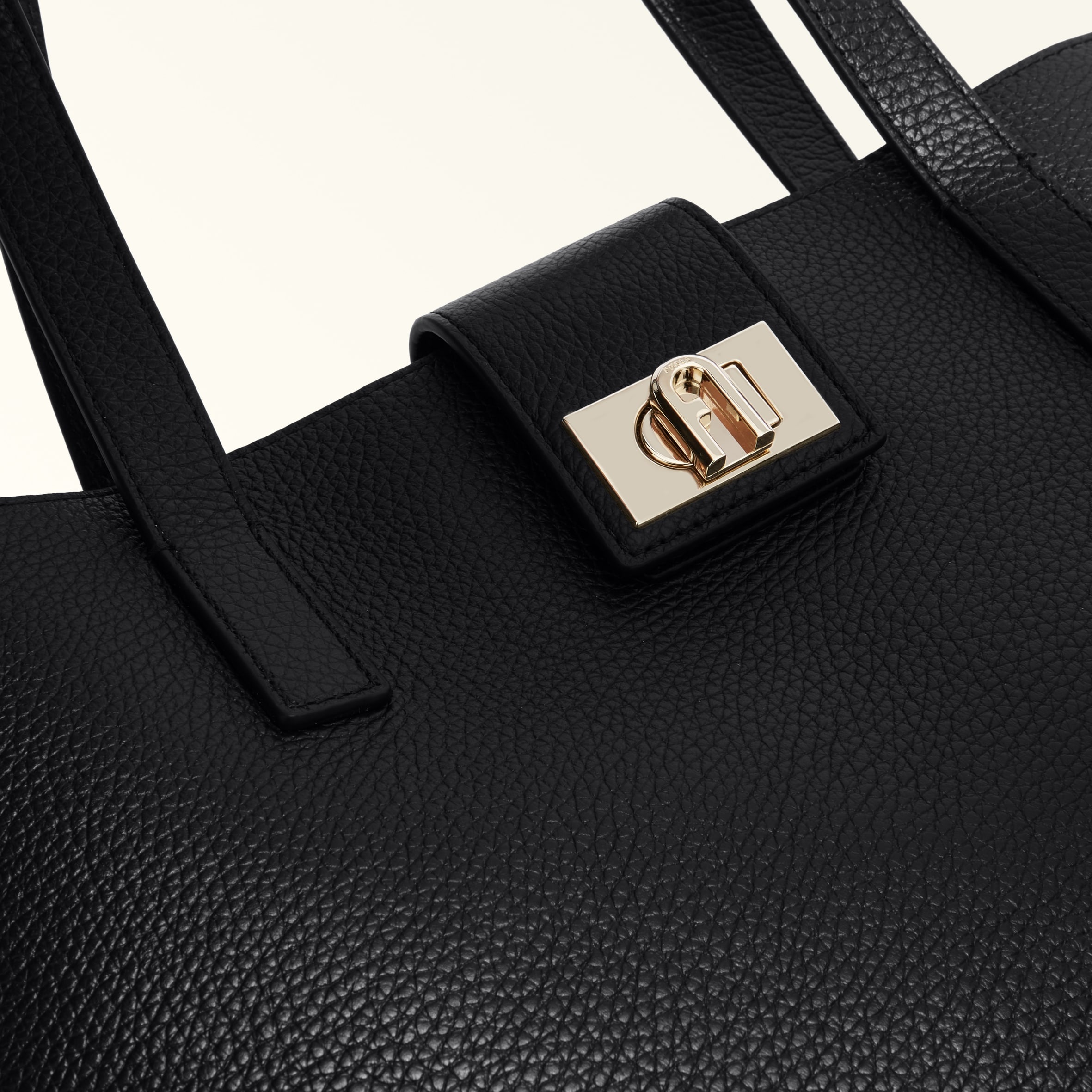 Furla 1927 - 4