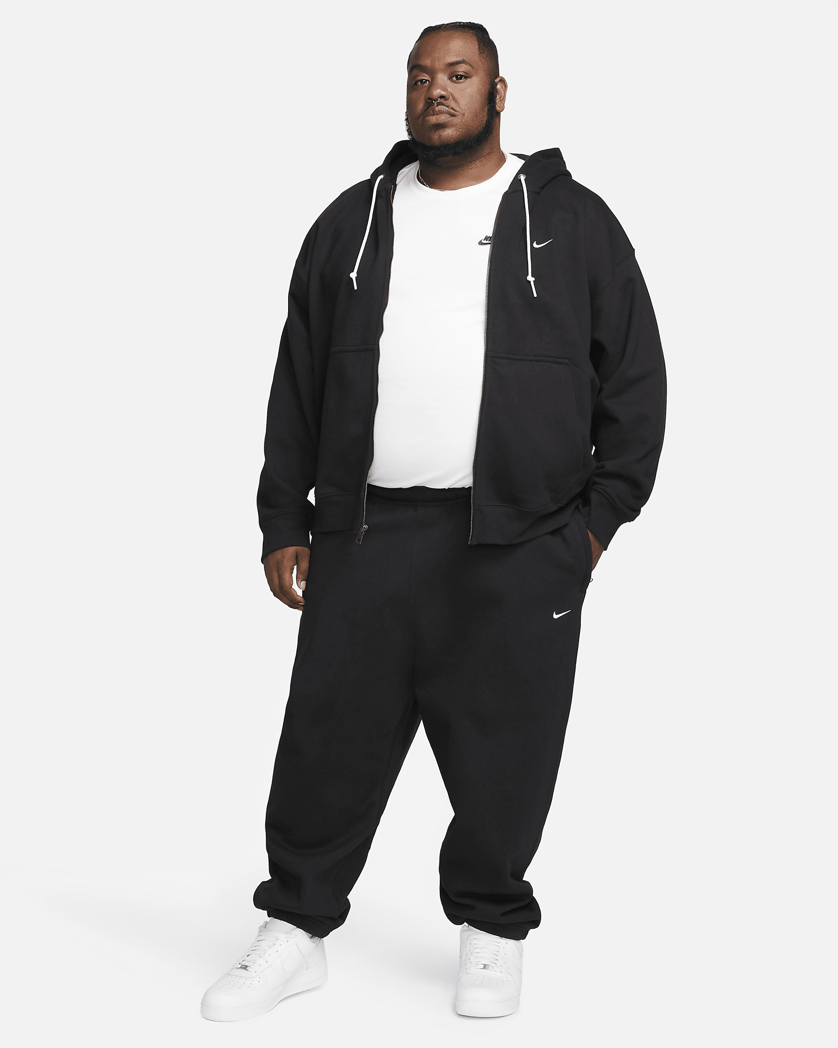 Nike Solo Swoosh Men's Fleece Pants - 11