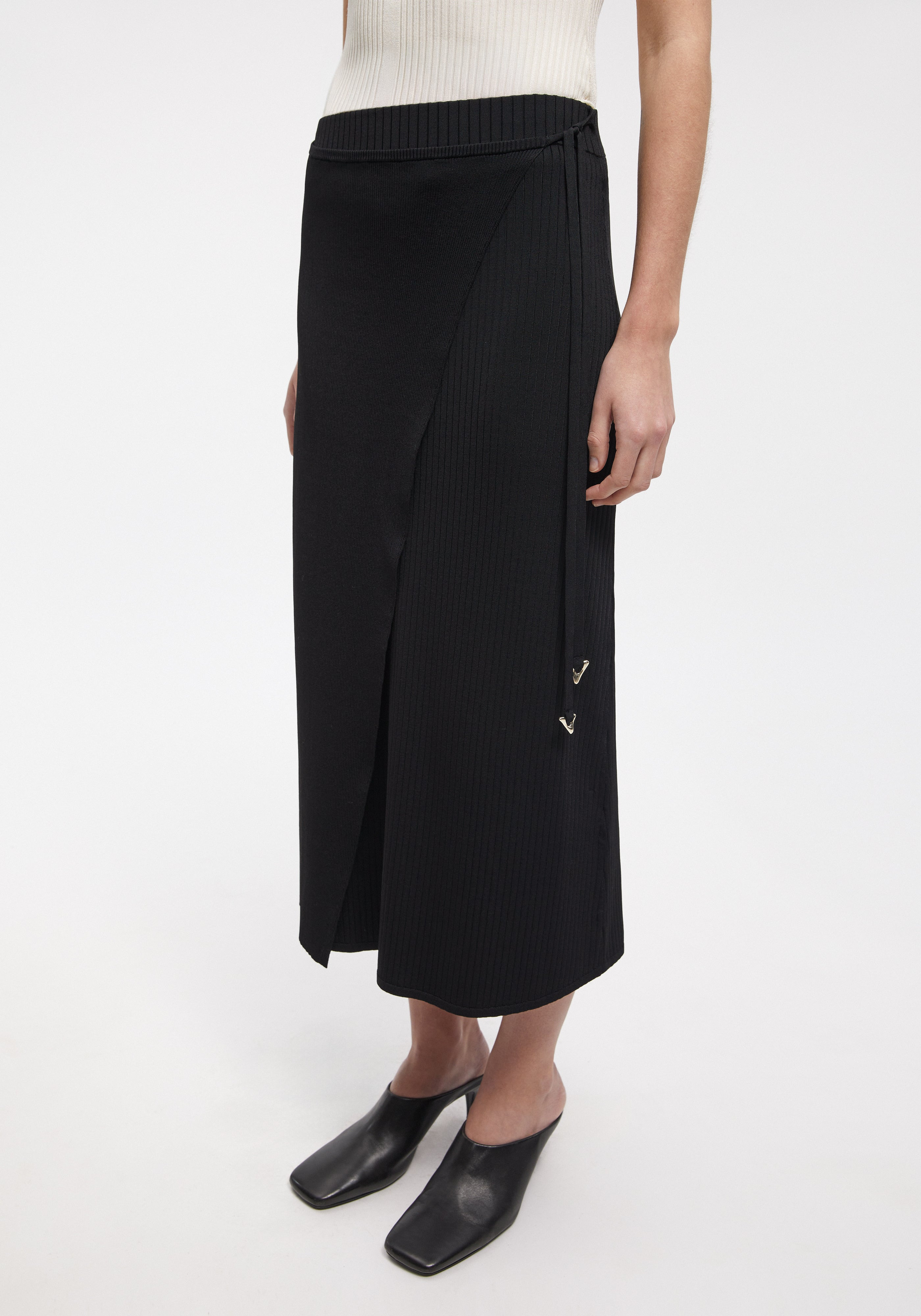 BETTA
Rayon knit wrap skirt - 2