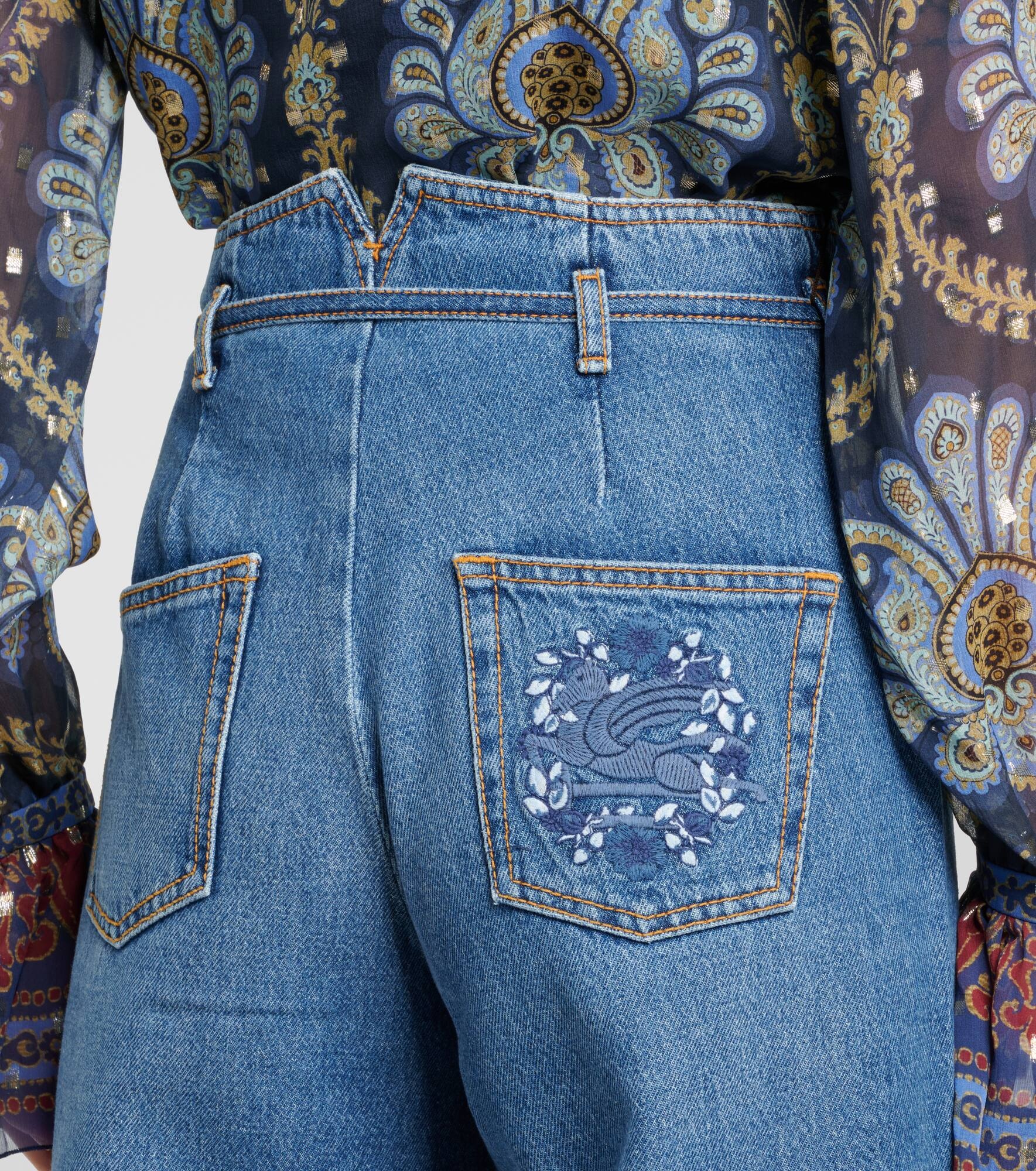 High-rise wide-leg jeans - 6