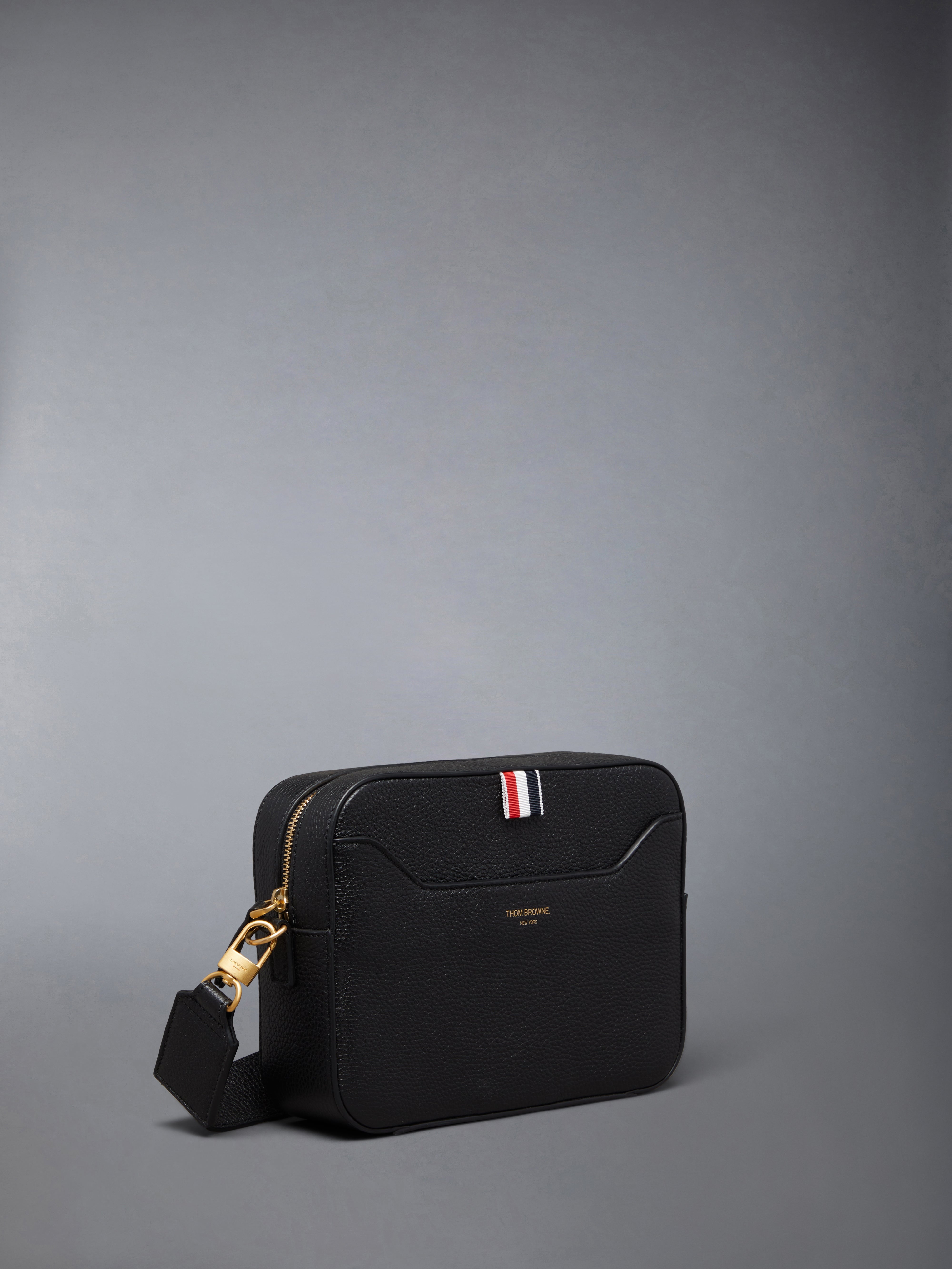 SOFT PEBBLE GRAIN 4-BAR SMALL CAMERA BAG - 2