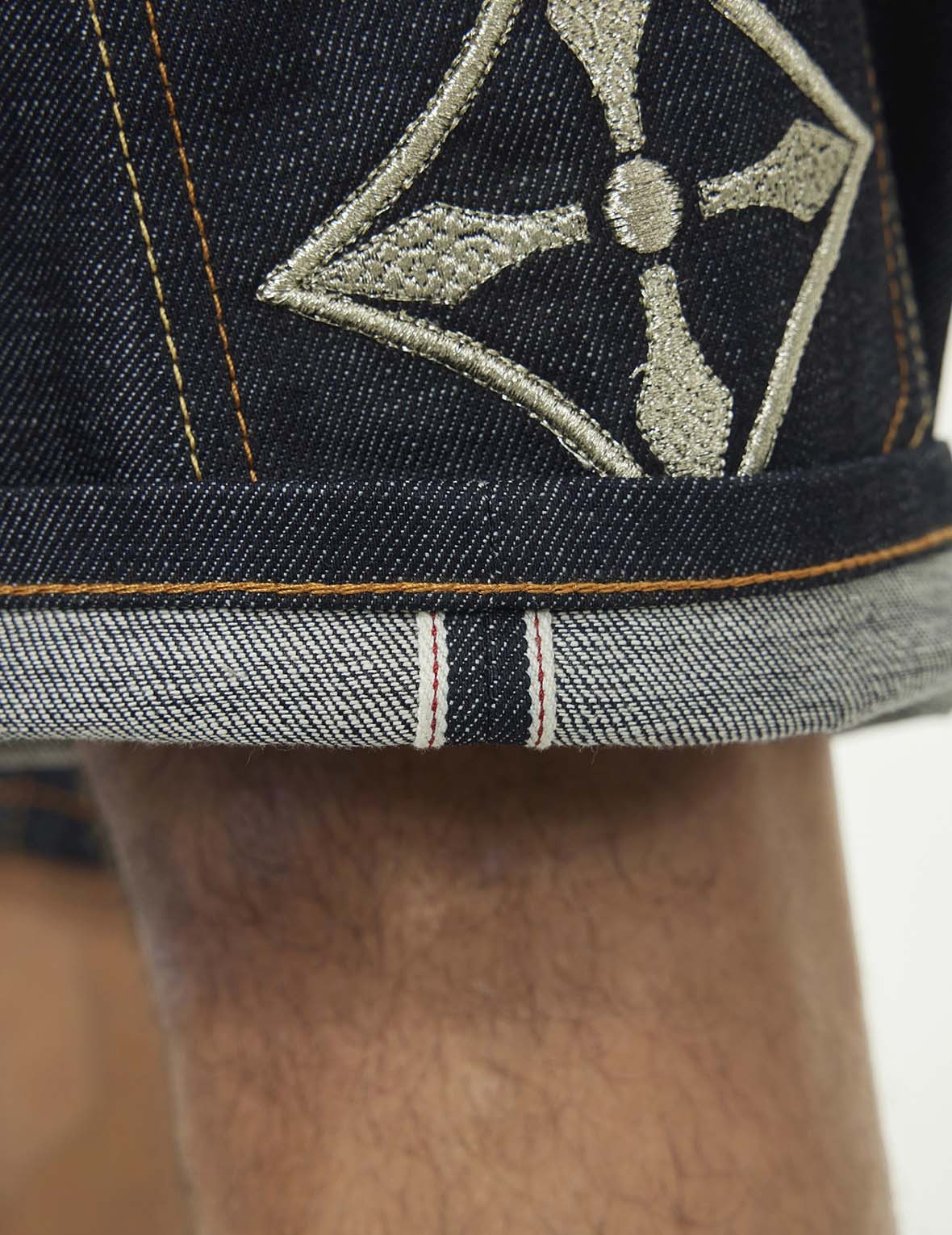 Multi-Pocket with Brocade Patch Regular Fit Denim Shorts - 5
