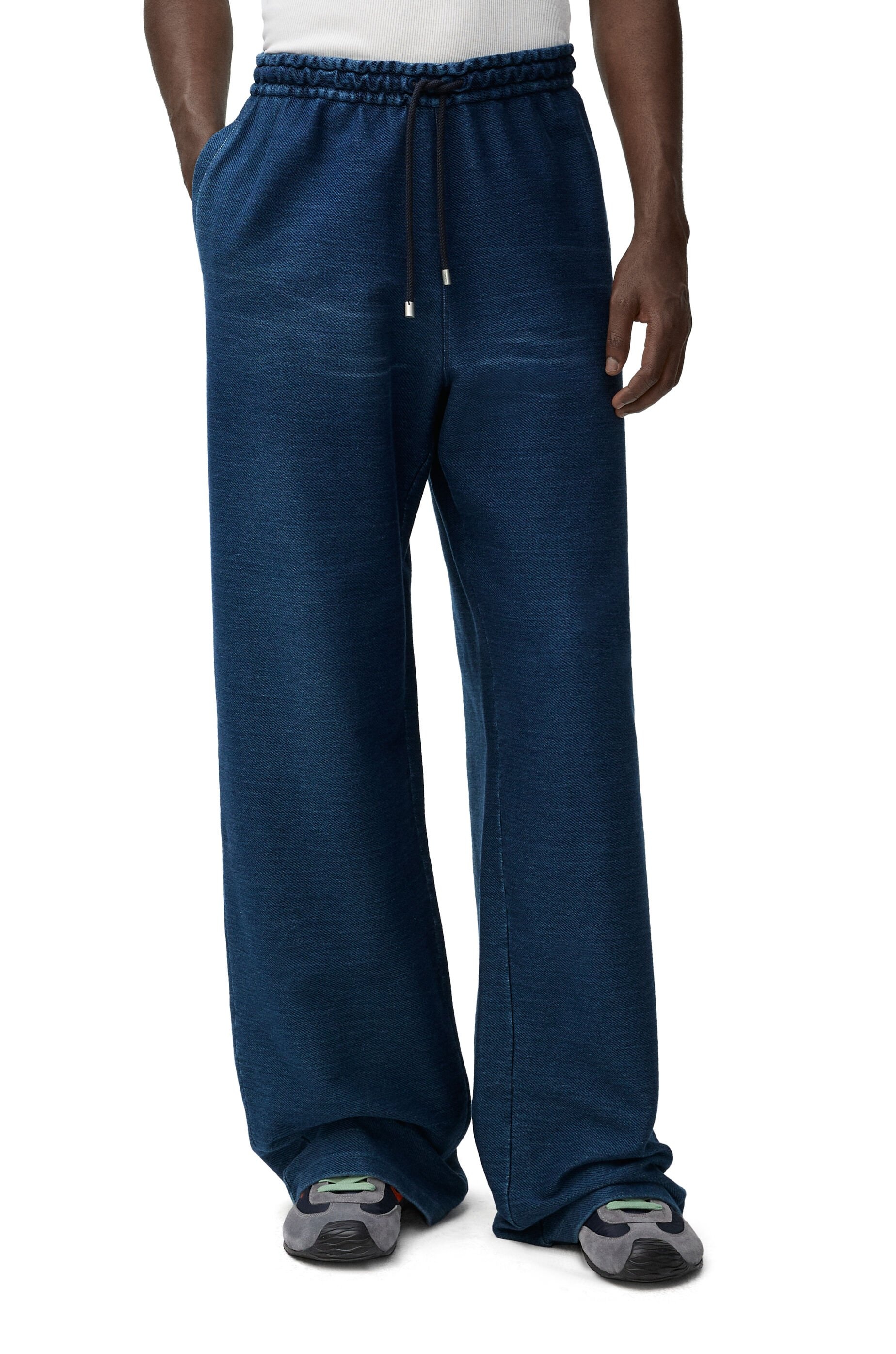 Drawstring trousers in cotton - 4
