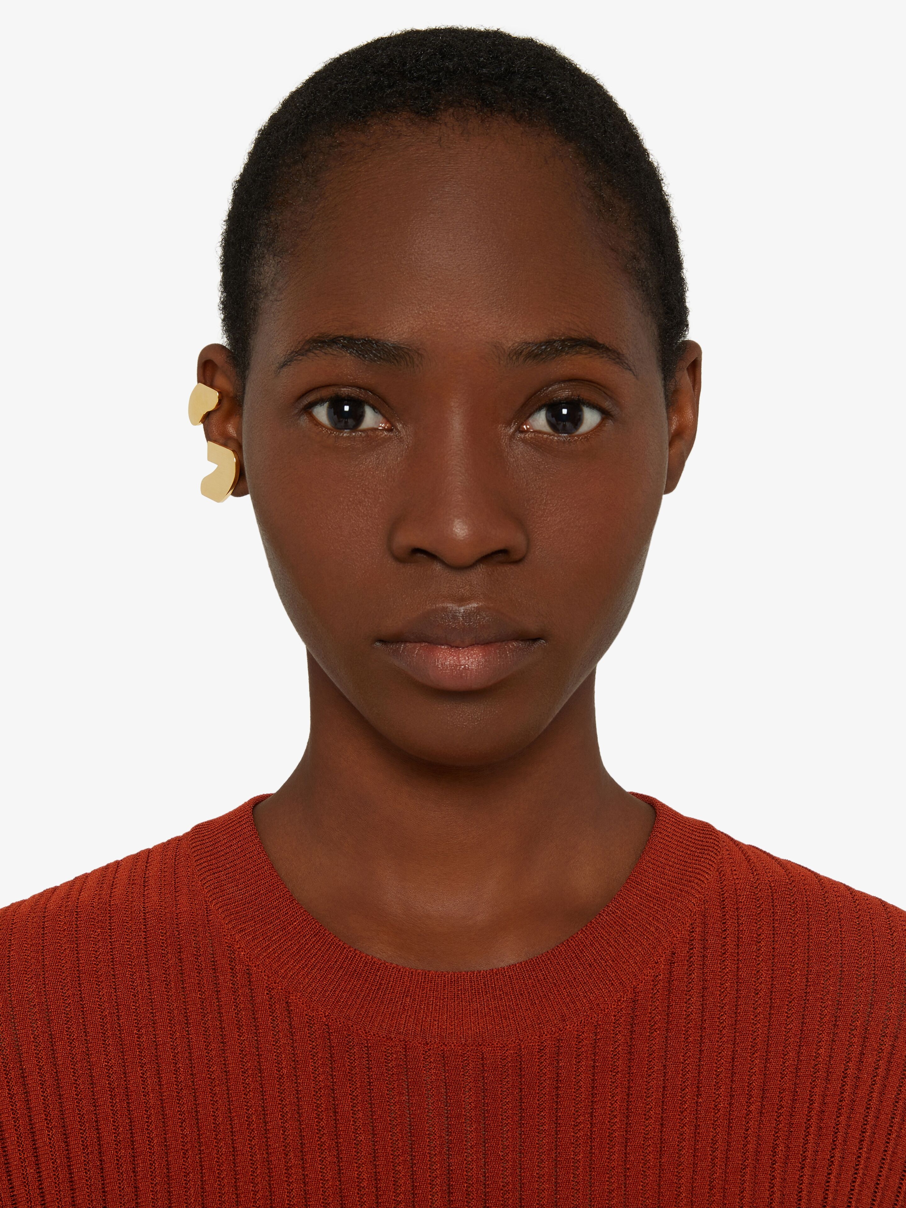 G CHAIN EARRINGS IN METAL 3