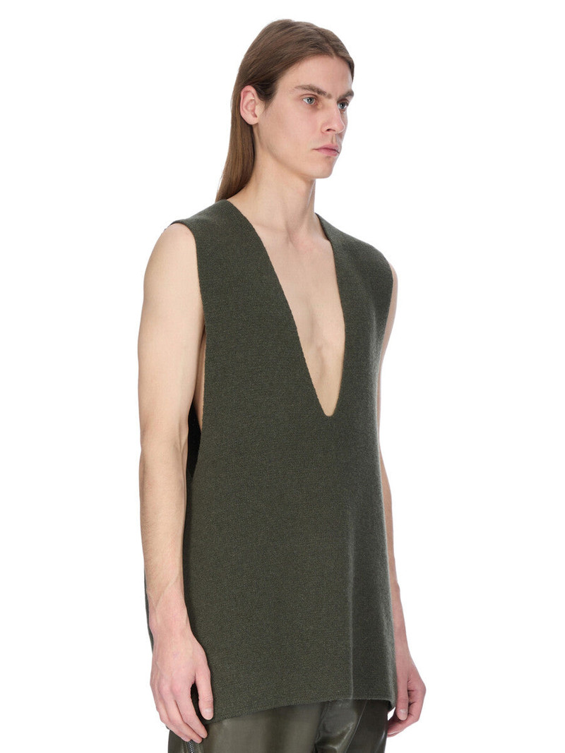 V-neck sleeveless knitwear 2