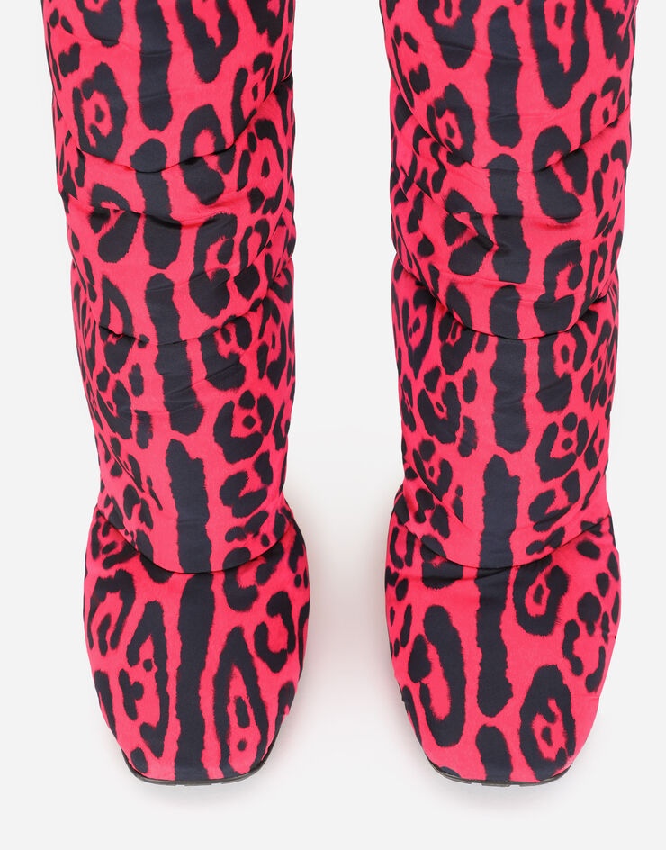 Leopard-print quilted nylon boots with fuchsia base - 4