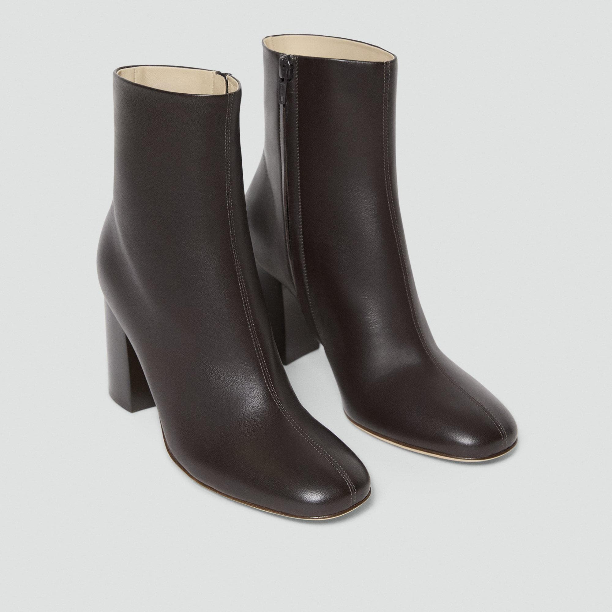 Ankle Boot in Smooth Leather - 5