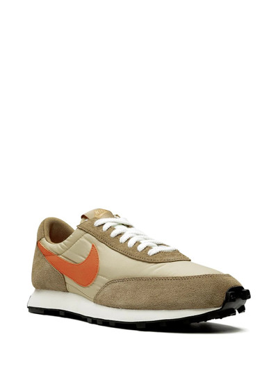 Nike DayBreak SP low-top sneakers outlook