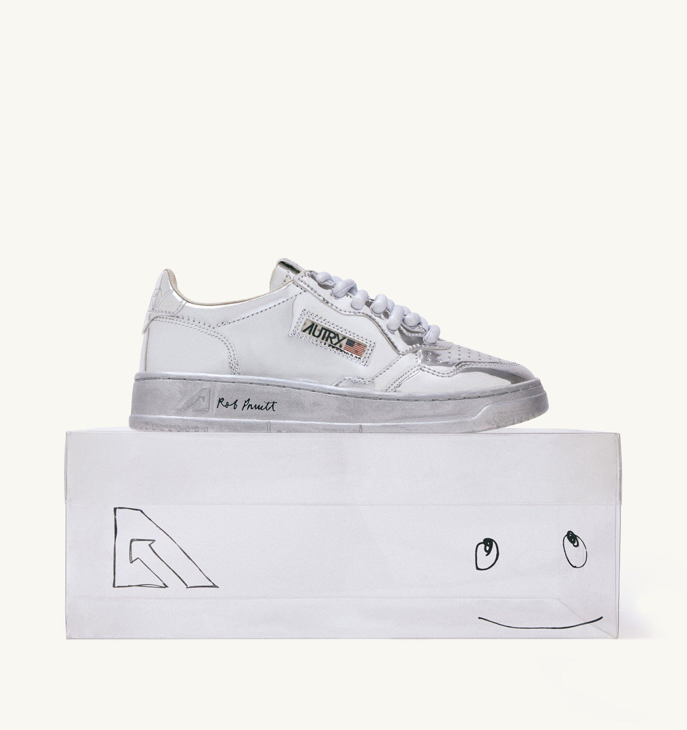 MEN'S 'ROB PRUITT' MIRROR-FINISH MEDALIST LOW SNEAKERS - 6