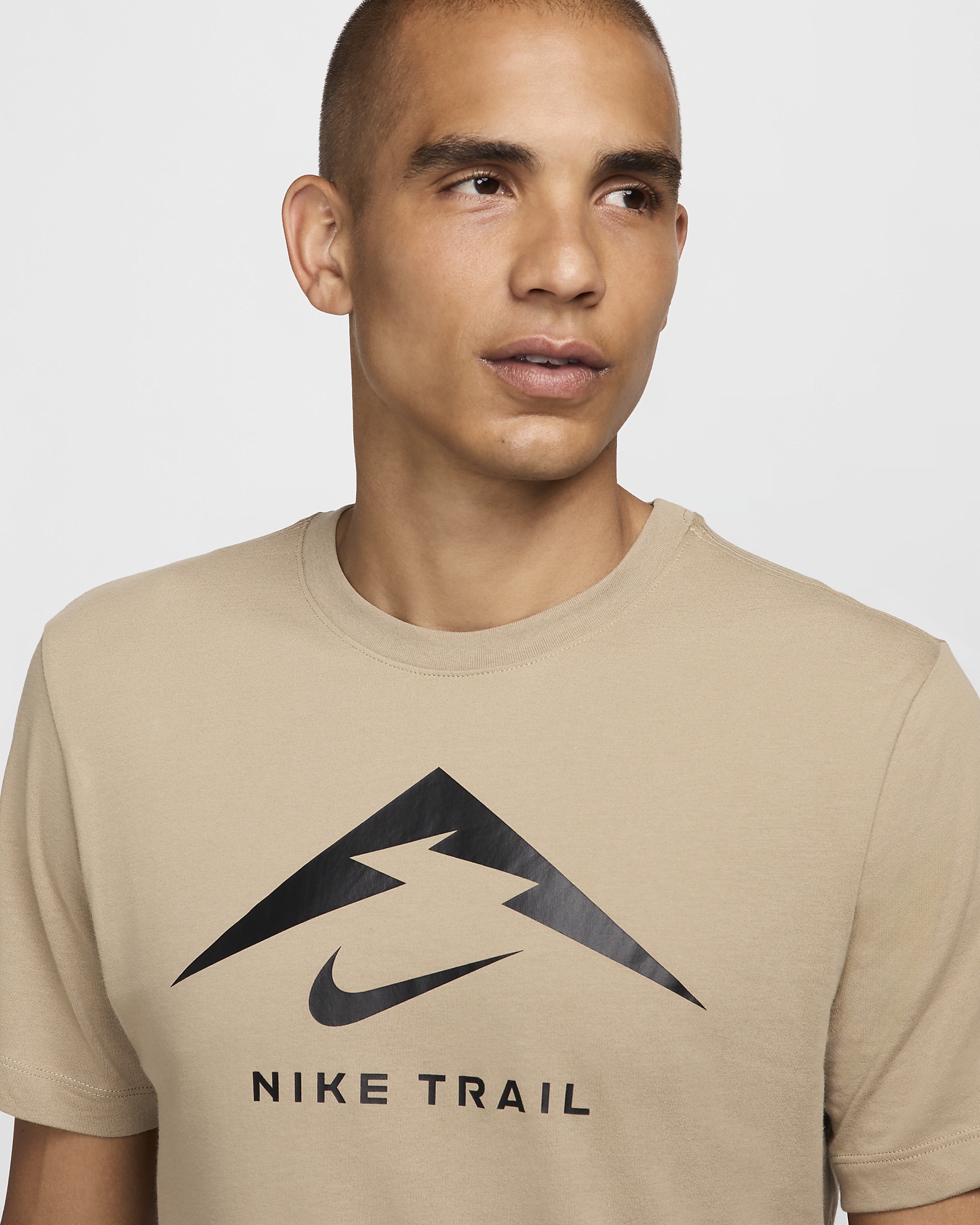 Nike Dri-FIT Men's Trail Running T-Shirt - 3