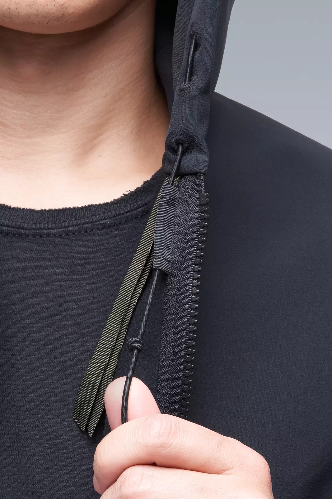 J2-SS schoeller® WB-400™ ECONYL® Modular Hooded Jacket Black - 7