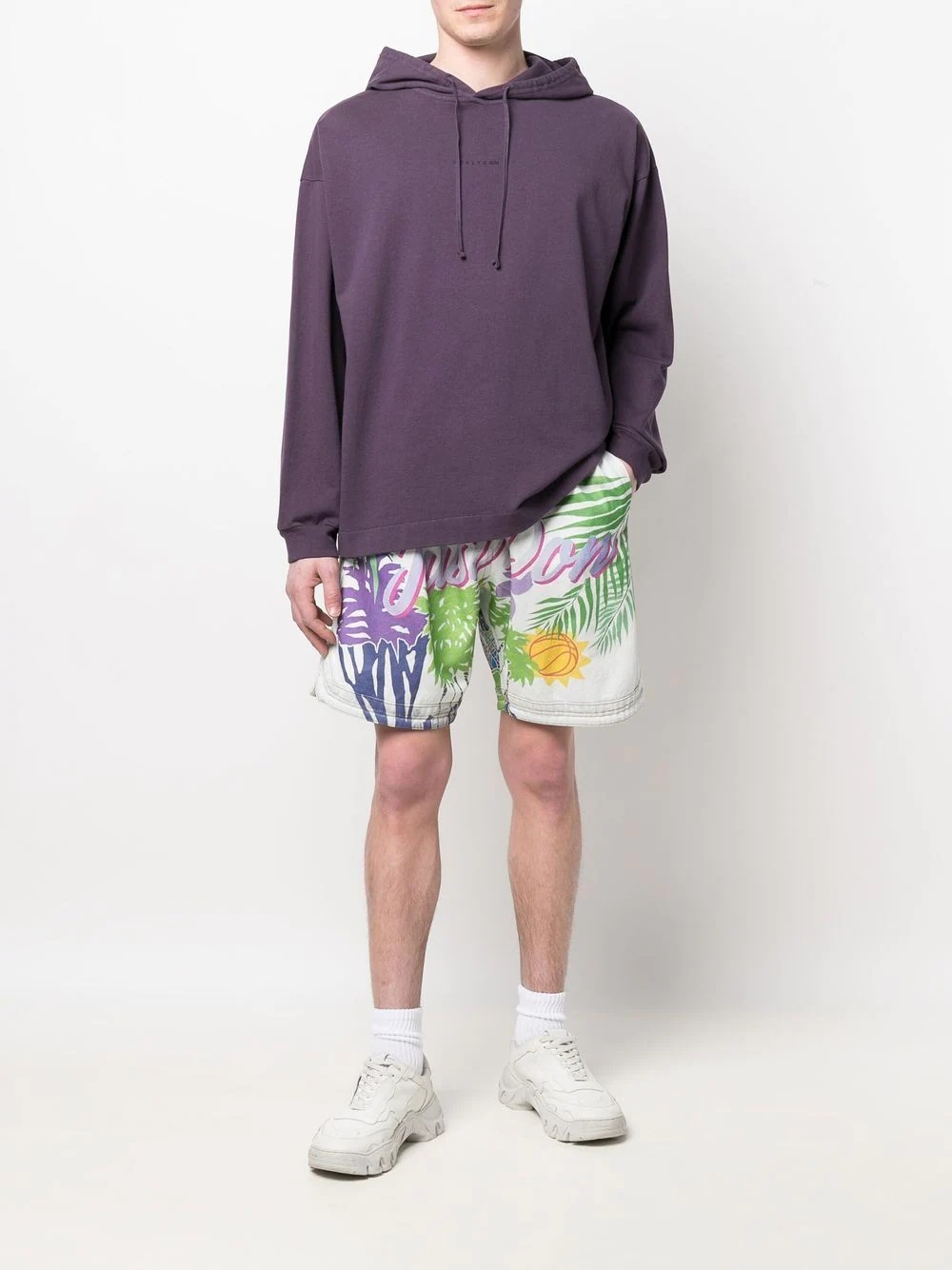 graphic-logo print shorts - 2