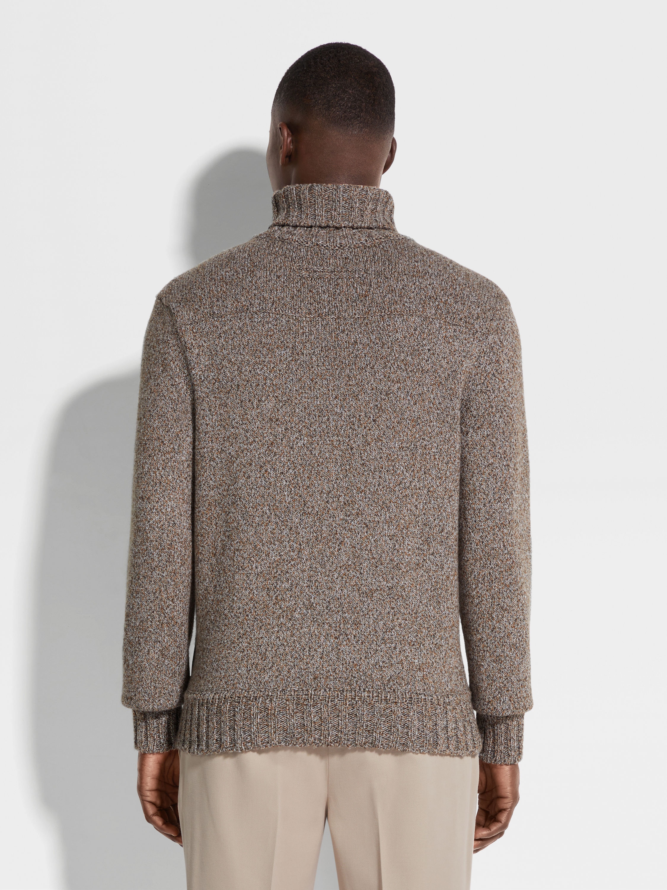 DARK FOLIAGE AND TAUPE OASI CASHMERE TURTLENECK - 5