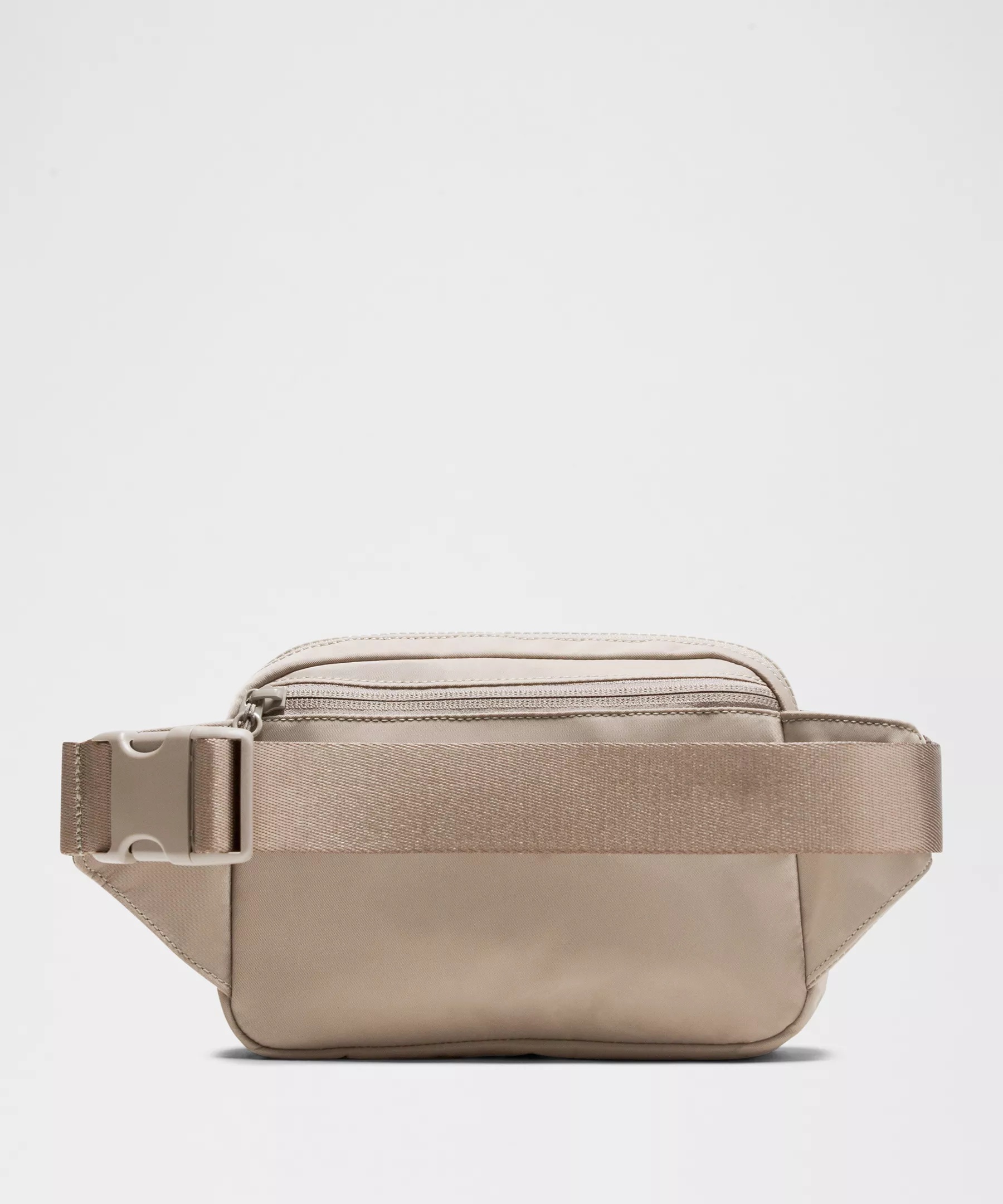 Everywhere Belt Bag Large 2L - 3