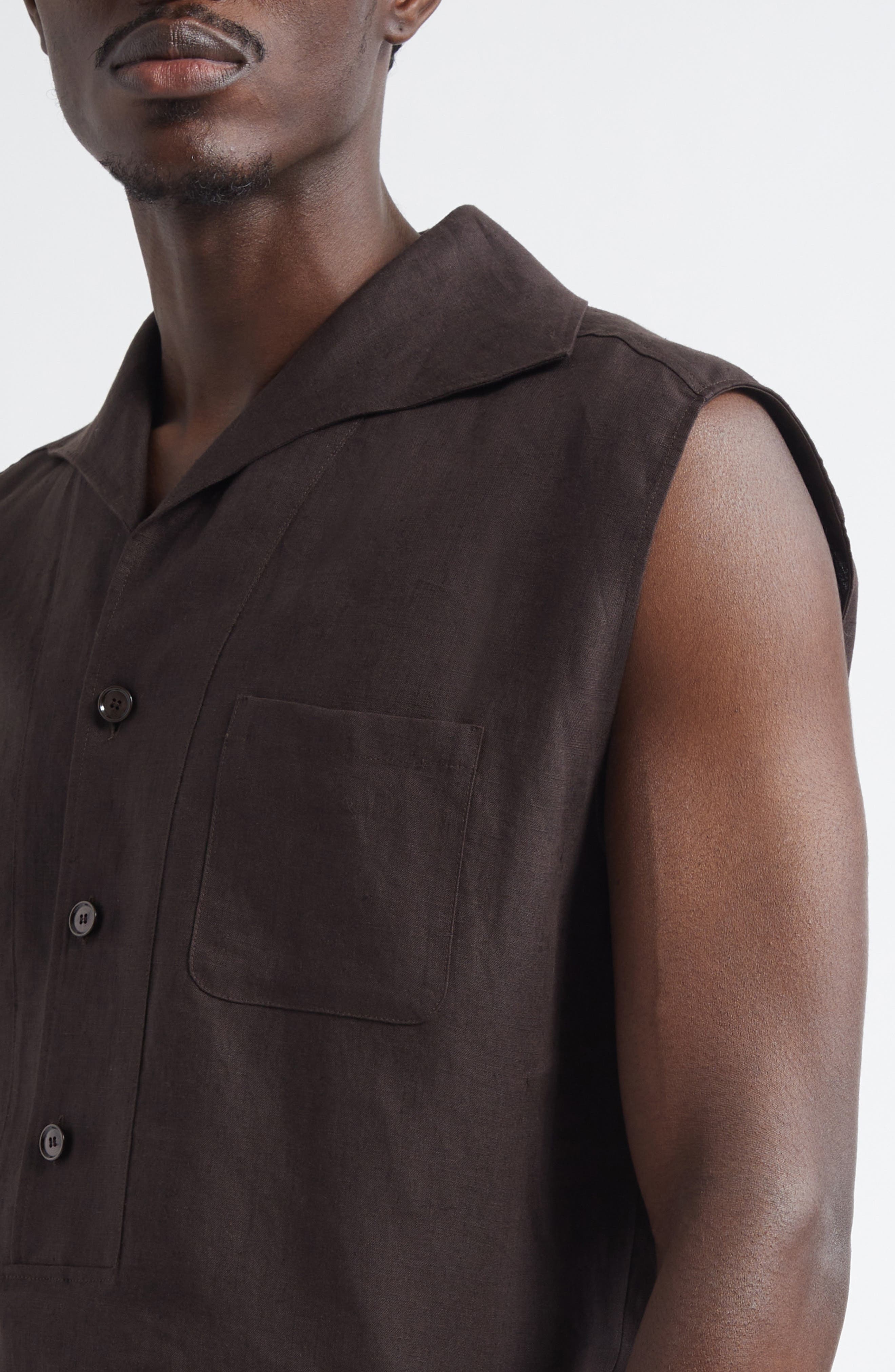 Dolce&Gabbana Sleeveless Linen Three-Button Shirt in M3977 Brown at Nordstrom - 5