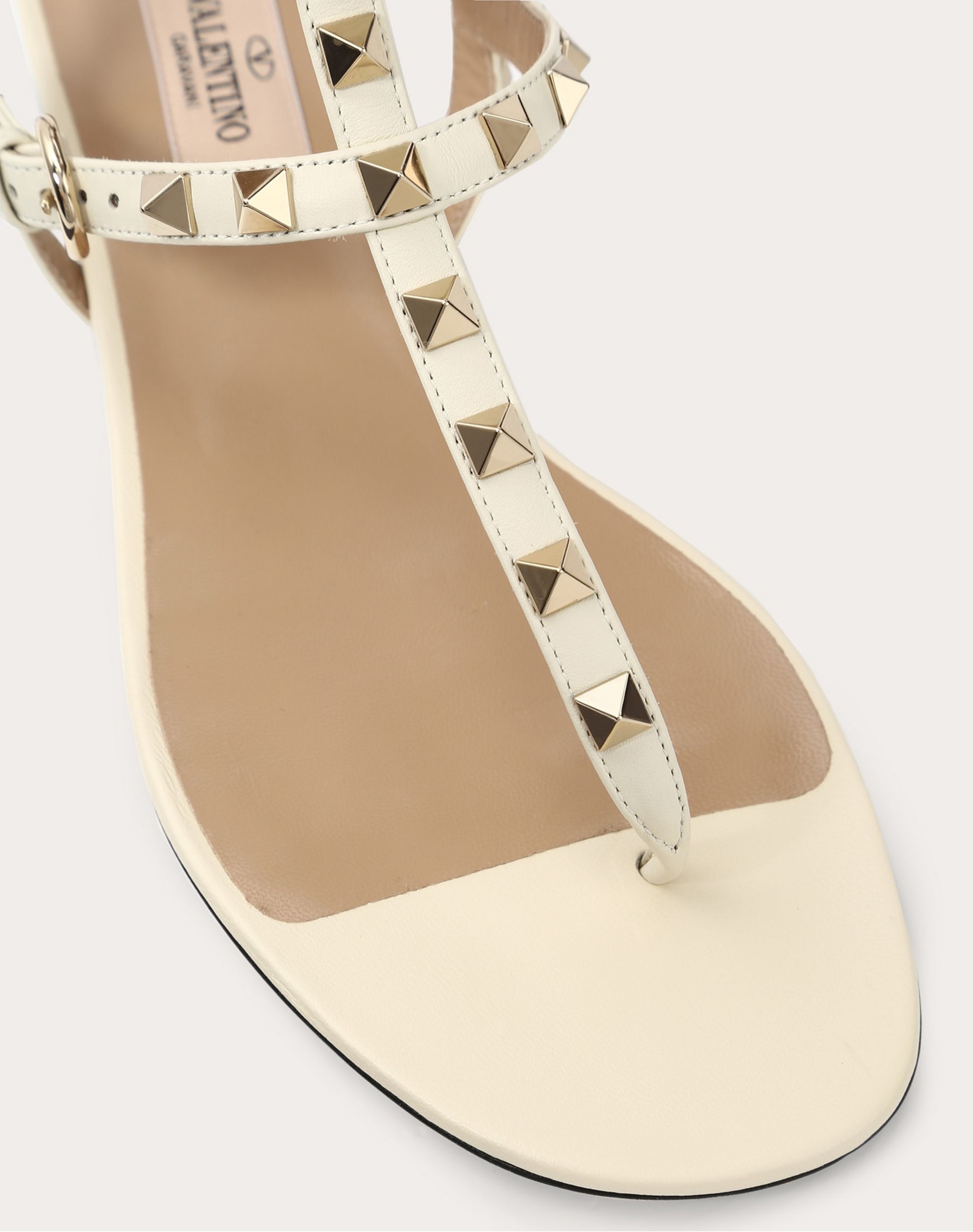 Rockstud Flip Flop Sandal in Calfskin Leather - 5