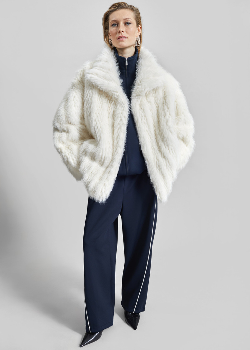 Mortisa Faux Fur Belted Short Coat - Off White 5
