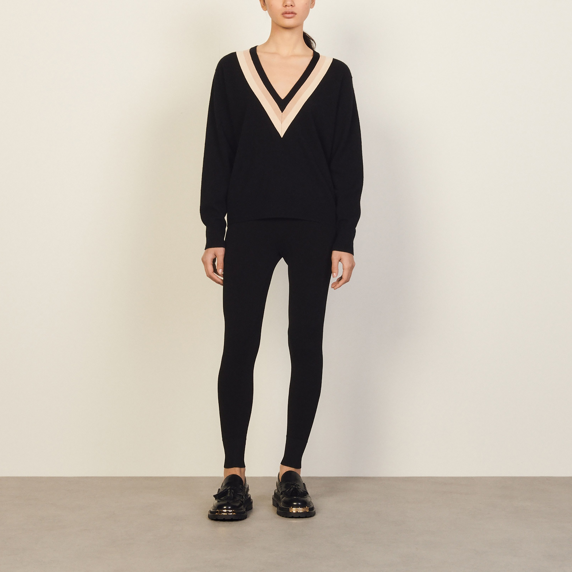 V-neck sweater - 6