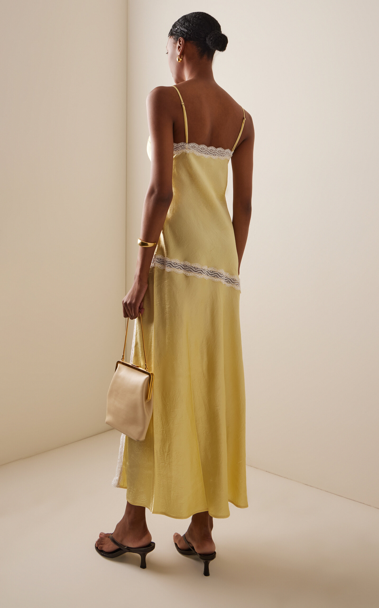 Exclusive Lace-Detailed Satin Midi Slip Dress yellow - 4