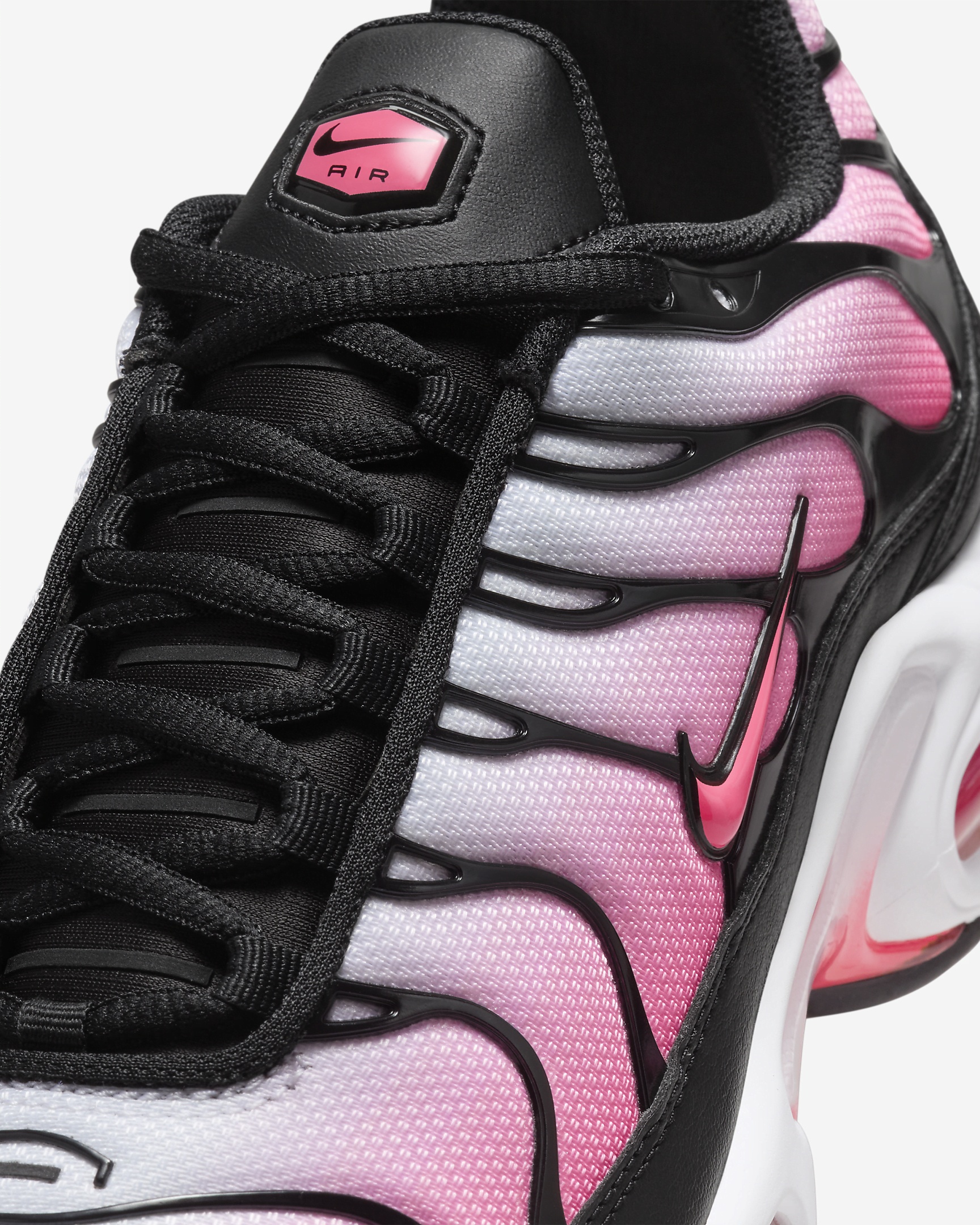 Nike Women's Air Max Plus Shoes - 7