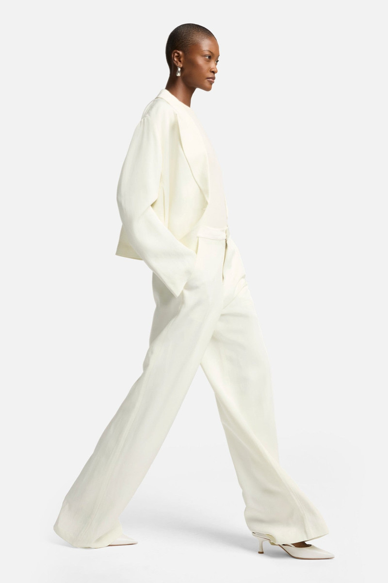 Cropped Linen Blend Blazer in Ivory 7
