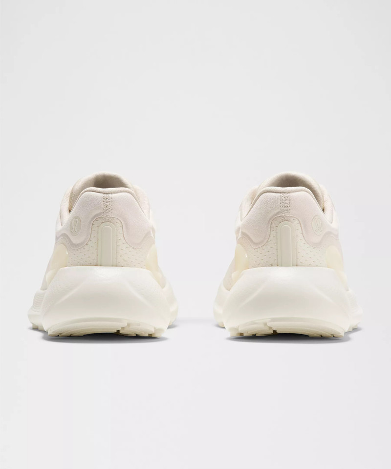 Women's Beyondfeel Running Shoe 6