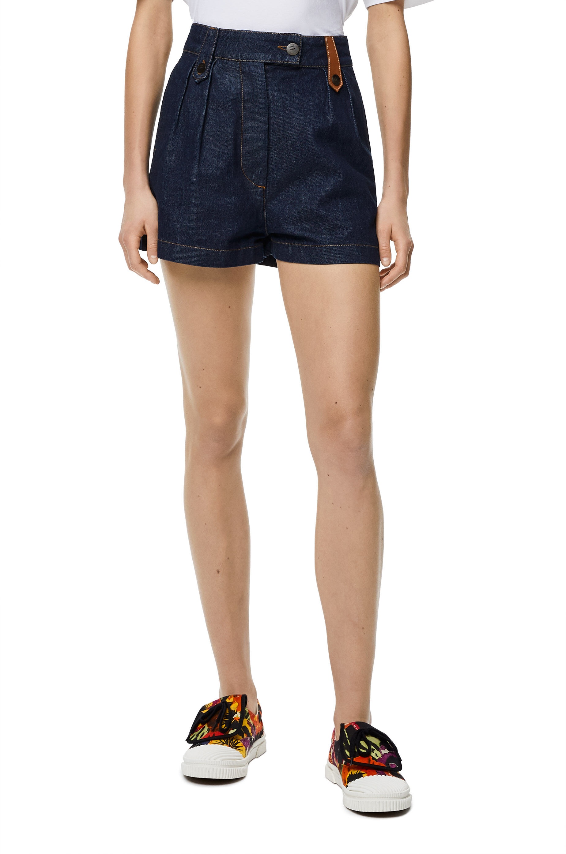 Shorts in washed denim - 3