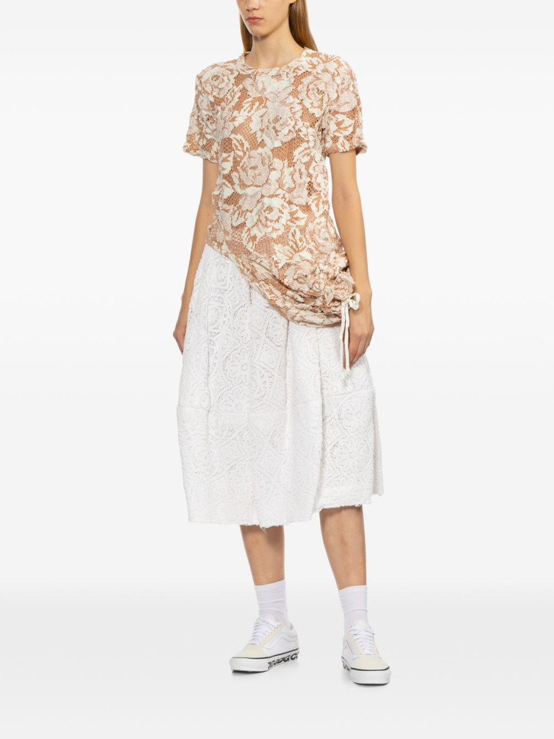 floral-embroidered blouse 3