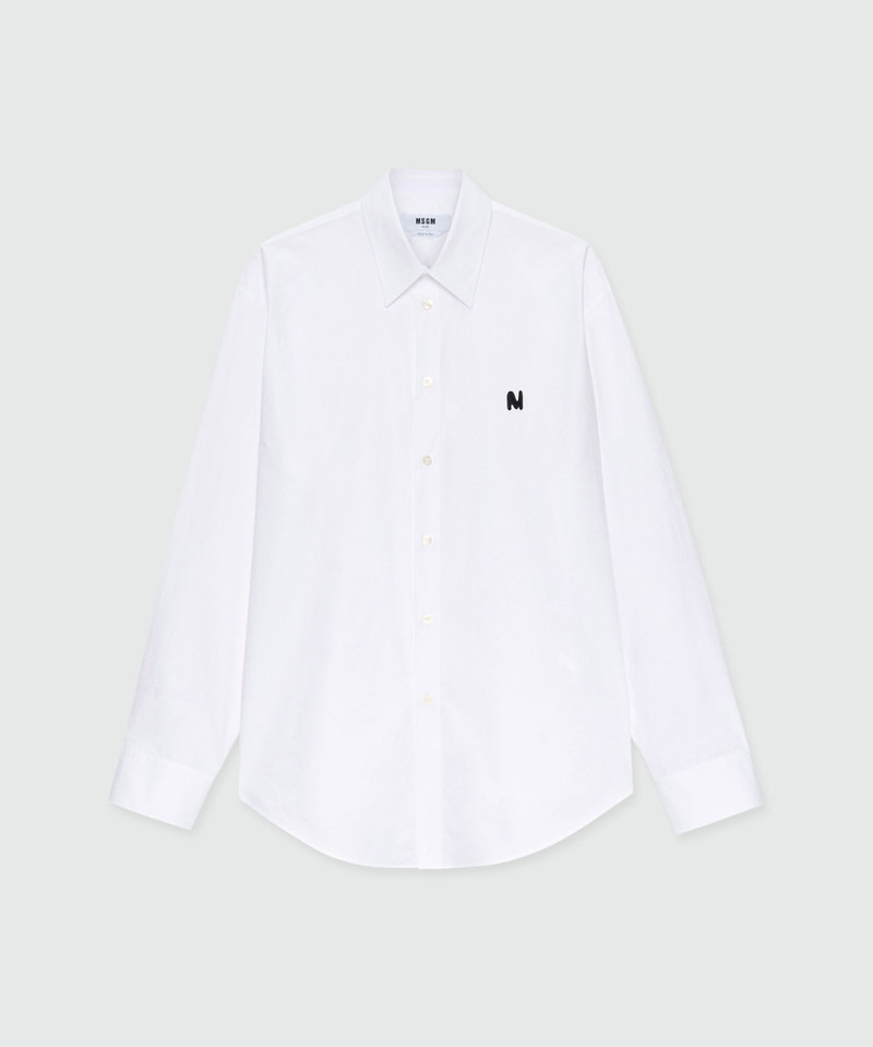 White long-sleeve cotton poplin shirt with chest logo and front patch 1