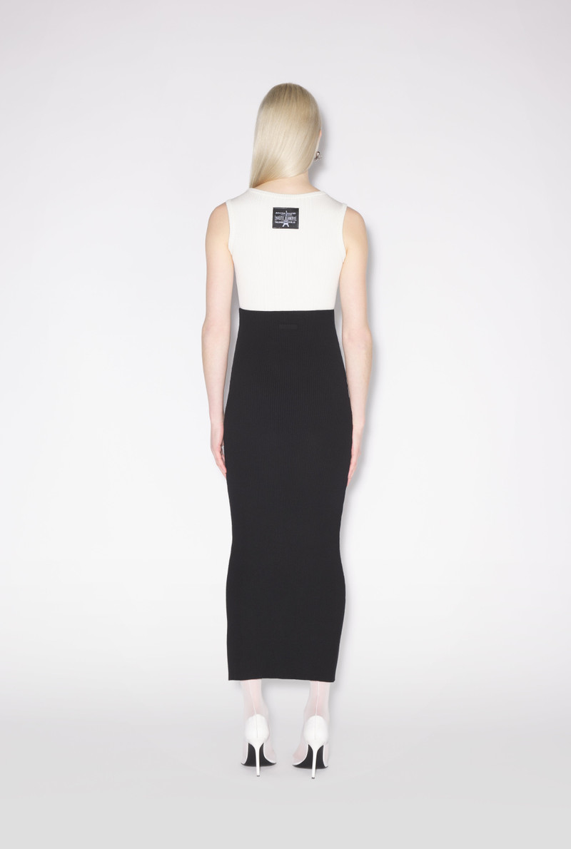 THE MADONE LONG KNIT DRESS 2