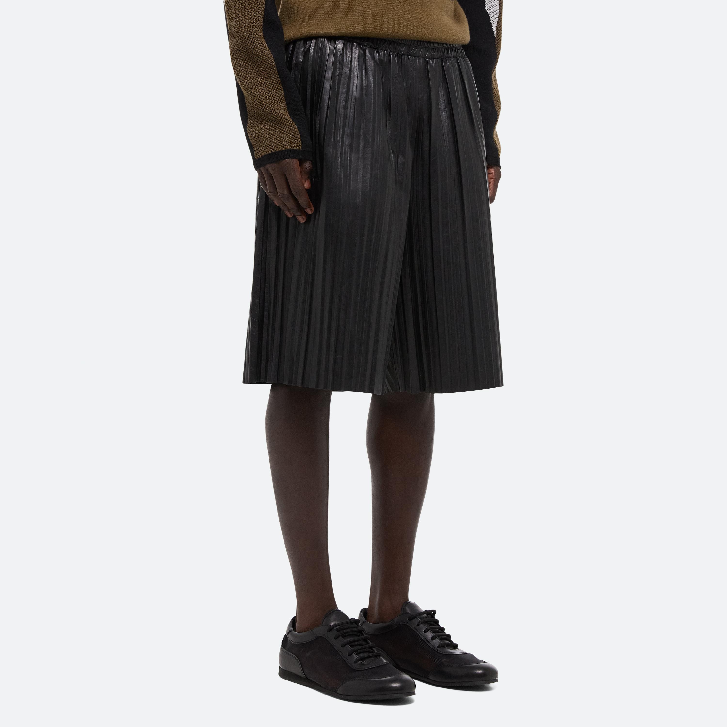 PLEATED LEATHER SHORTS - 6