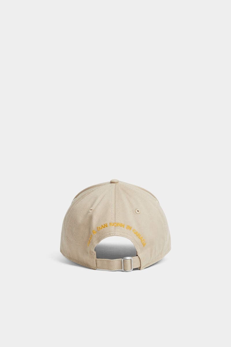 DSQUARED2 CANADIAN FLAG PATCH BASEBALL CAP outlook