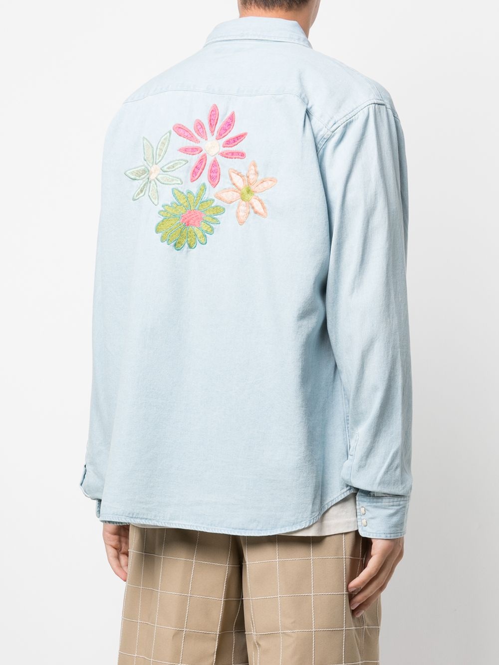 floral-embroidered denim shirt - 4