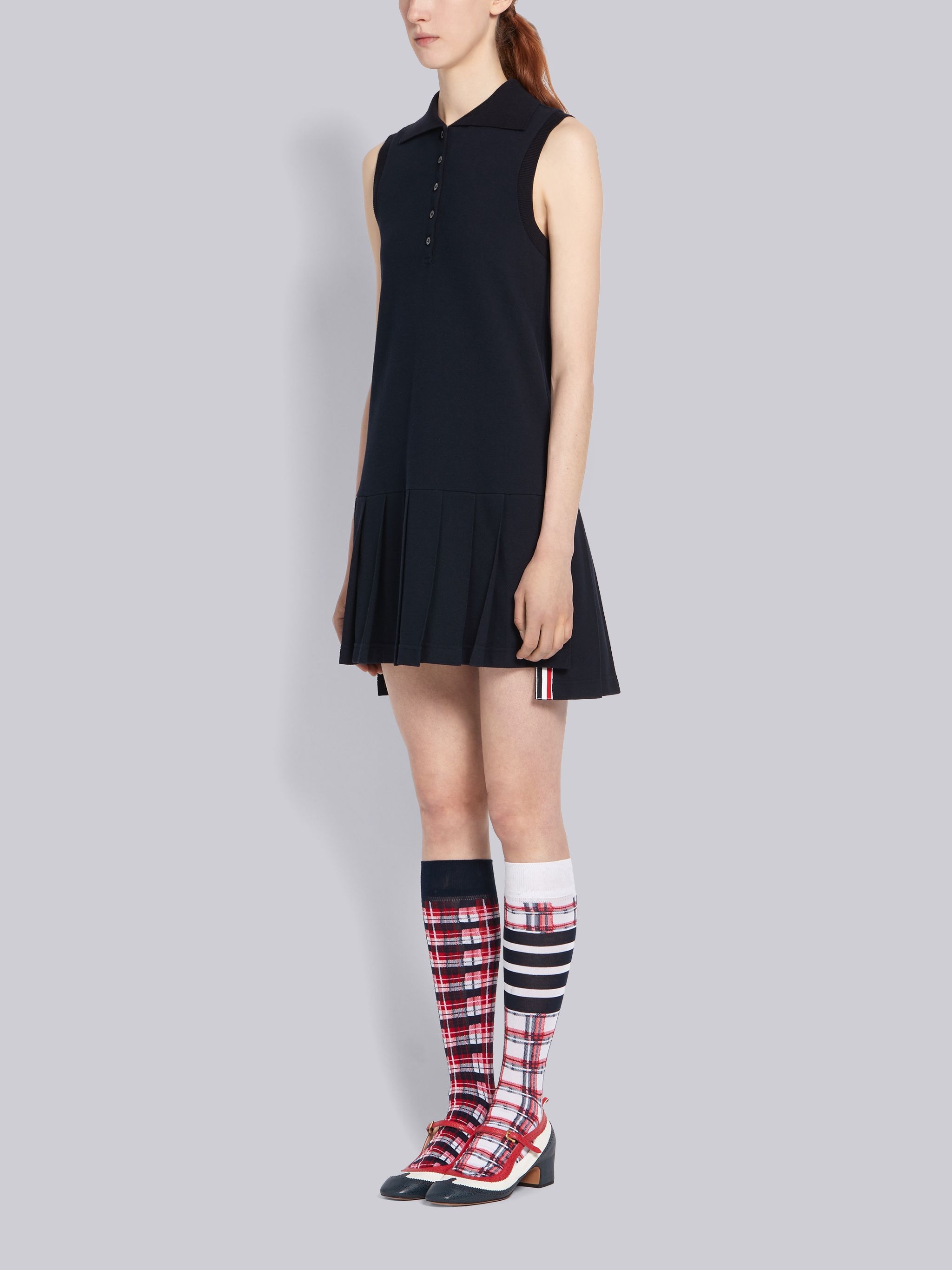 【THOM BROWNE】Tennis Dress/追跡可能/全国送料無料 Thom Browne Navy Pique Center Back RWB Stripe Sleeveless