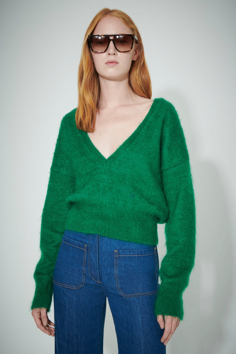Deep V-Neck Jumper in Green 3